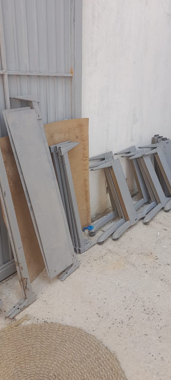 Ben Arous Ben Arous Meubles de bureau Bureaux - Tables Bureaux en bois