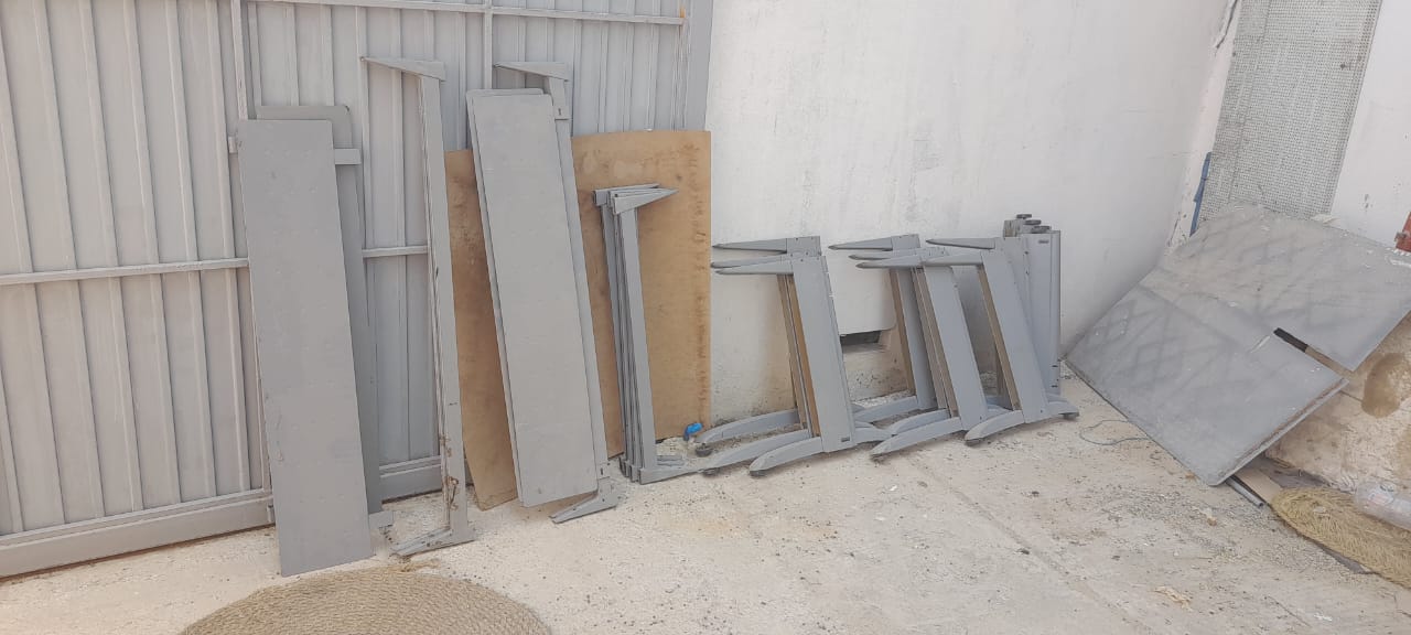 Ben Arous Ben Arous Meubles de bureau Bureaux - Tables Bureaux en bois