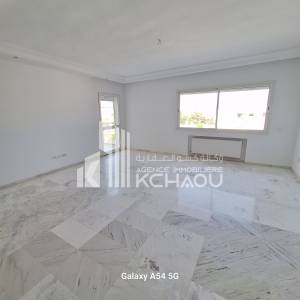 Ariana Ville Cite Ennasr 2 Vente Appart. 1 pice A  un appartement en s4 de 190m ref428a