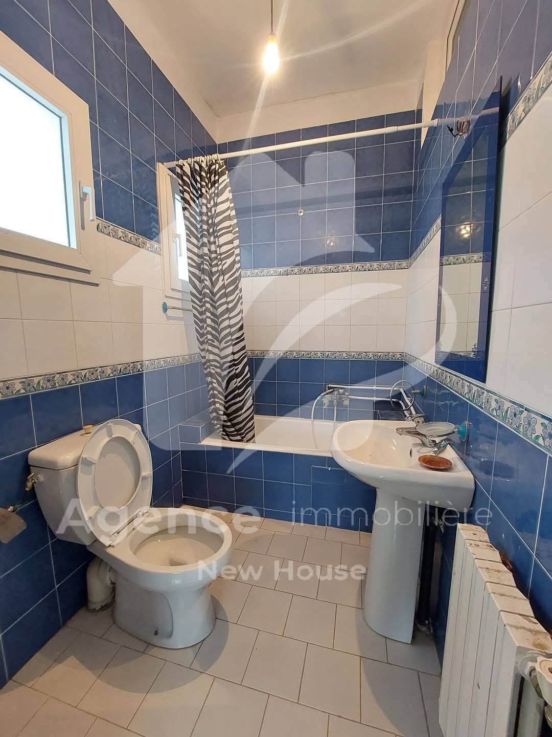 Bizerte Nord Bizerte Location Appart. 4 pices Un tage de villa  la corniche