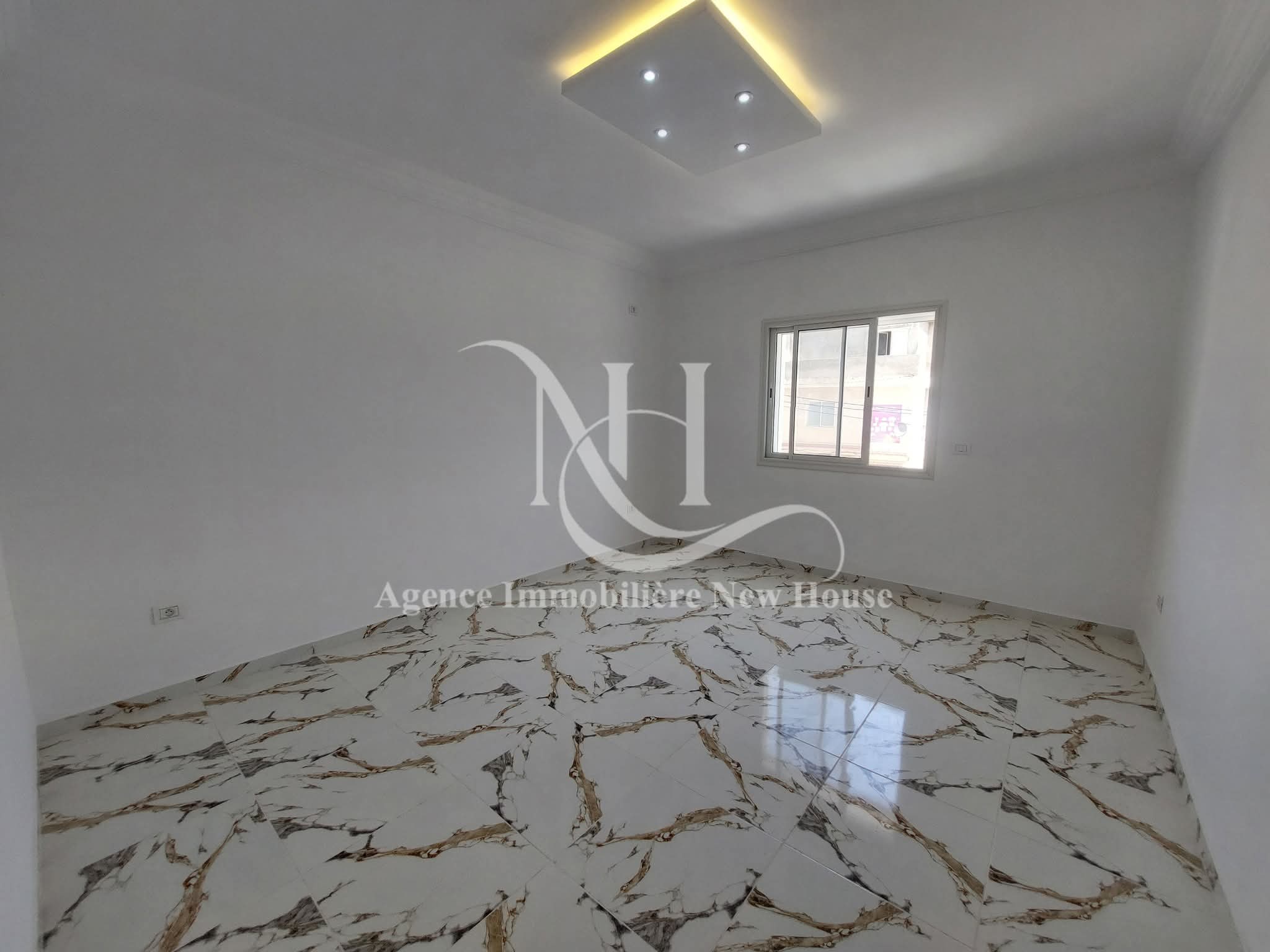Bizerte Nord Bizerte Location Appart. 4 pices Un appartement moderne sur la route principale