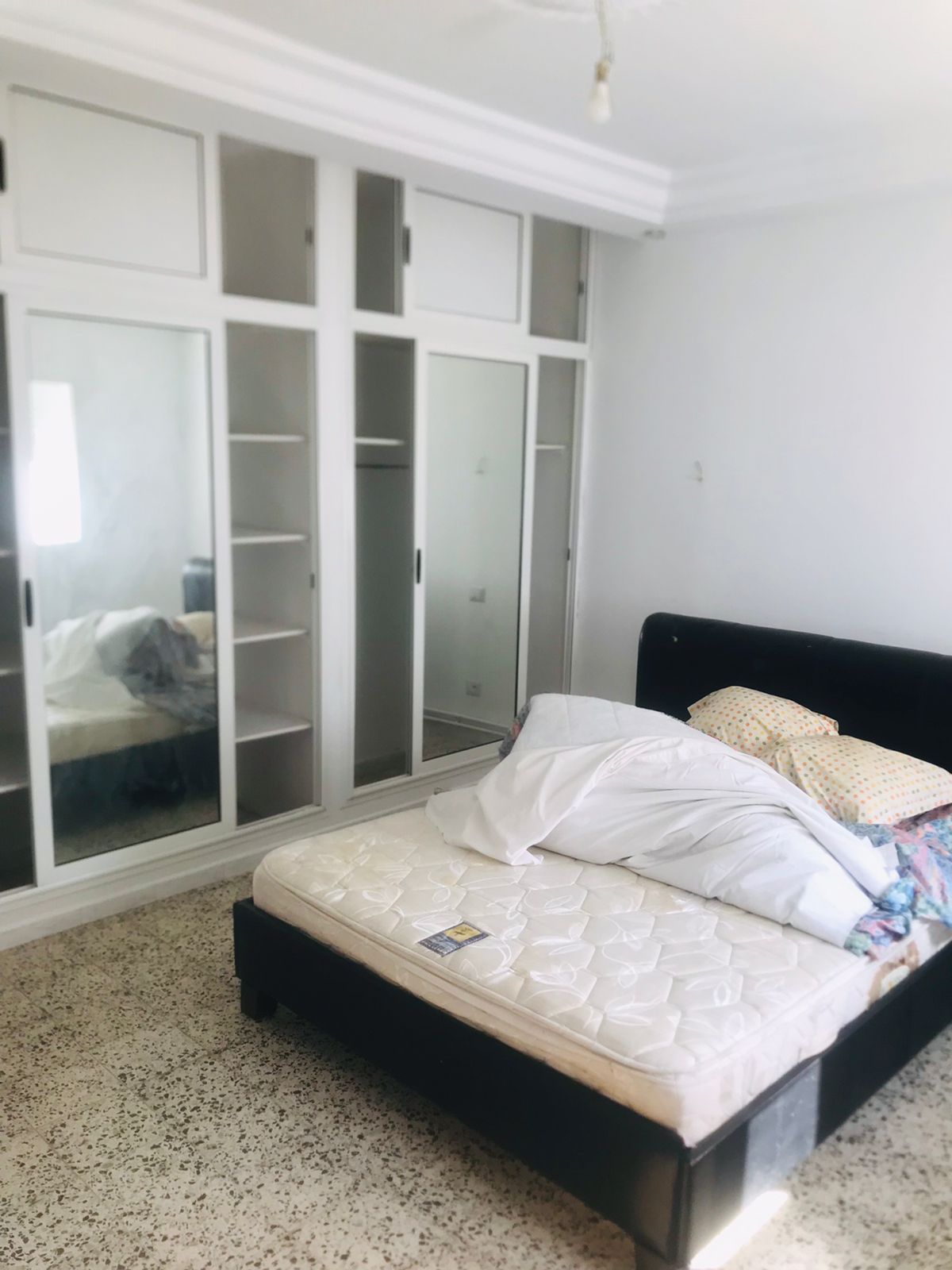 La Soukra Sidi Frej Location Appart. 3 pices Maison spacieuse  la soukra