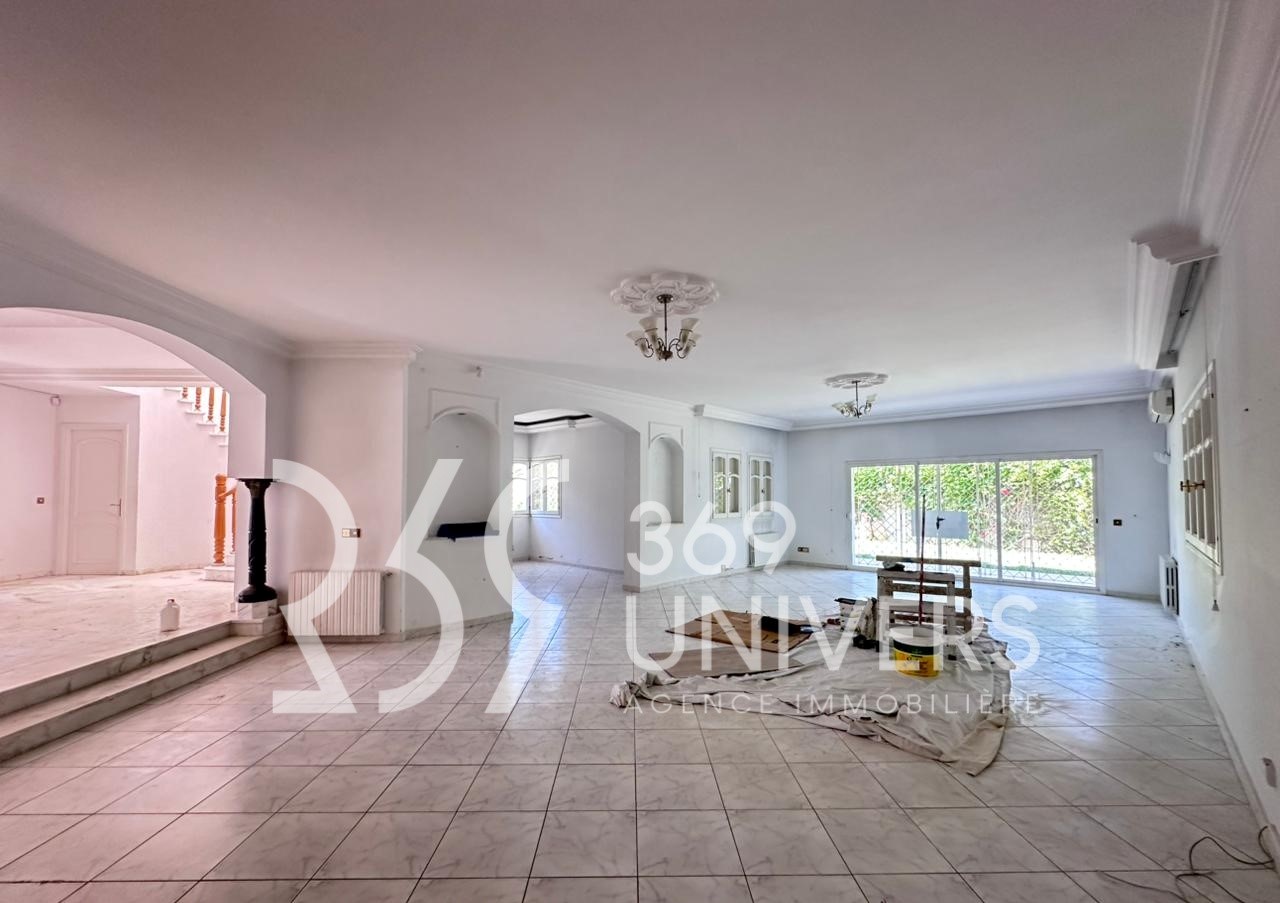 La Marsa Gammart Location Maisons Villa avec jardin  gammarth ref rh159