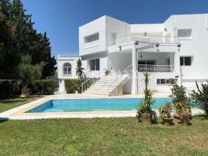 La Marsa Gammart Location Maisons Villa avec piscine   gammarth ref439a