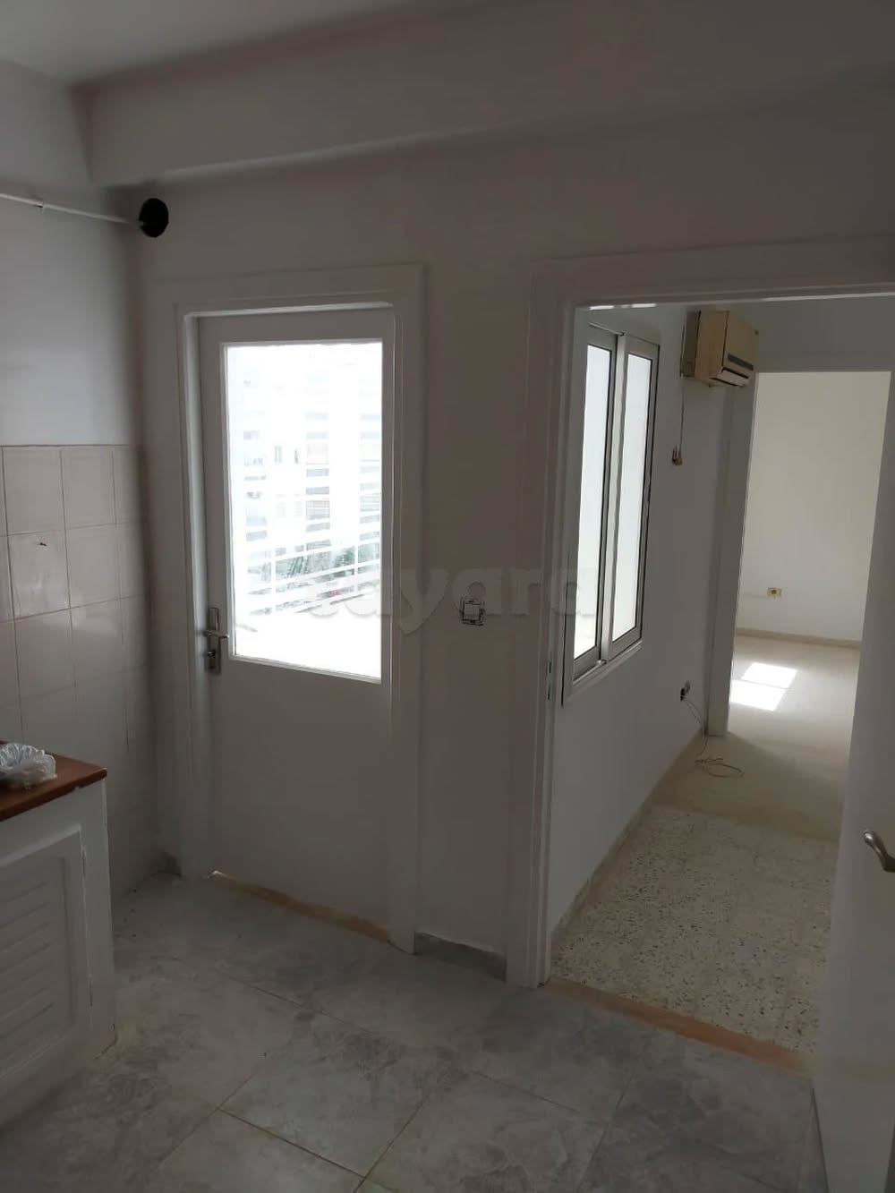 El Menzah El Manar 1 Location Appart. 2 pices Appart s1 situ  manar 1