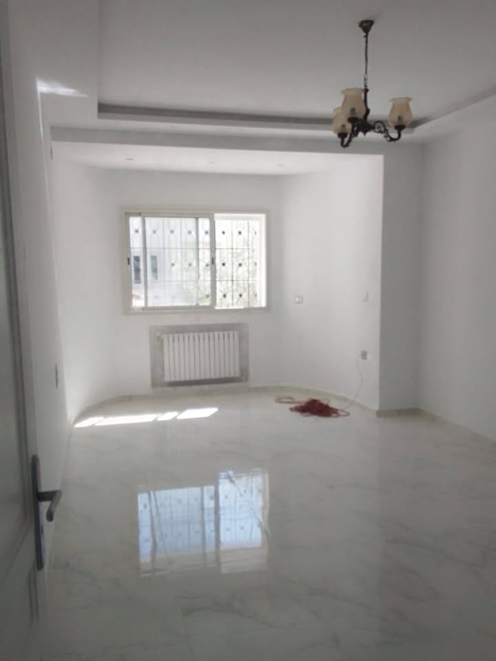 El Menzah El Menzah 9 Location Appart. 4 pices tage de villa s3 situ  menzah 9