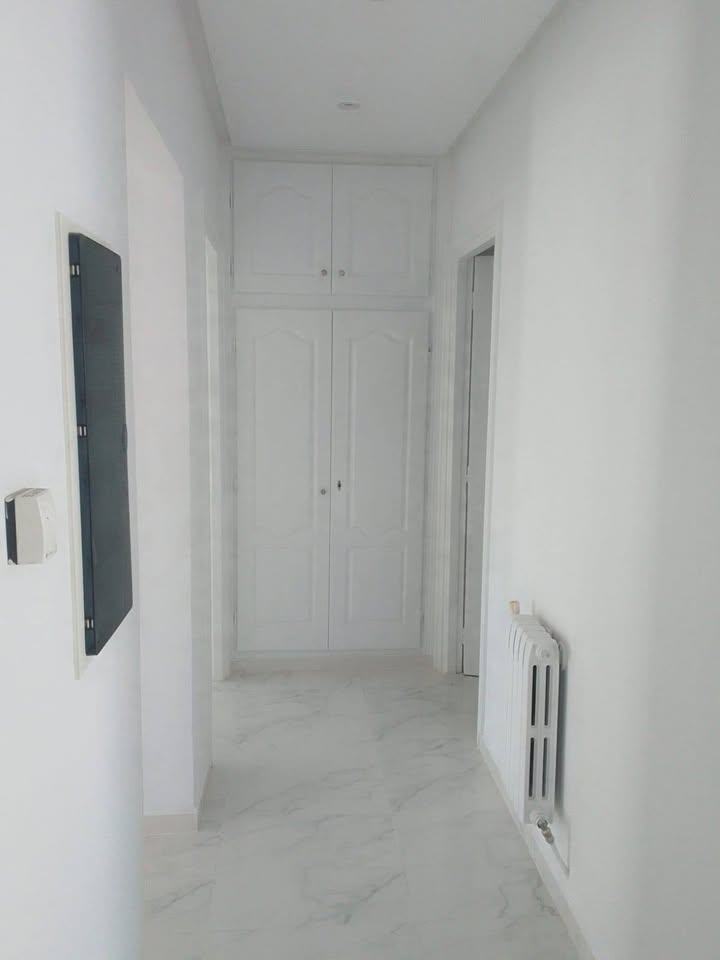 El Menzah El Menzah 9 Location Appart. 4 pices tage de villa s3 situ  menzah 9