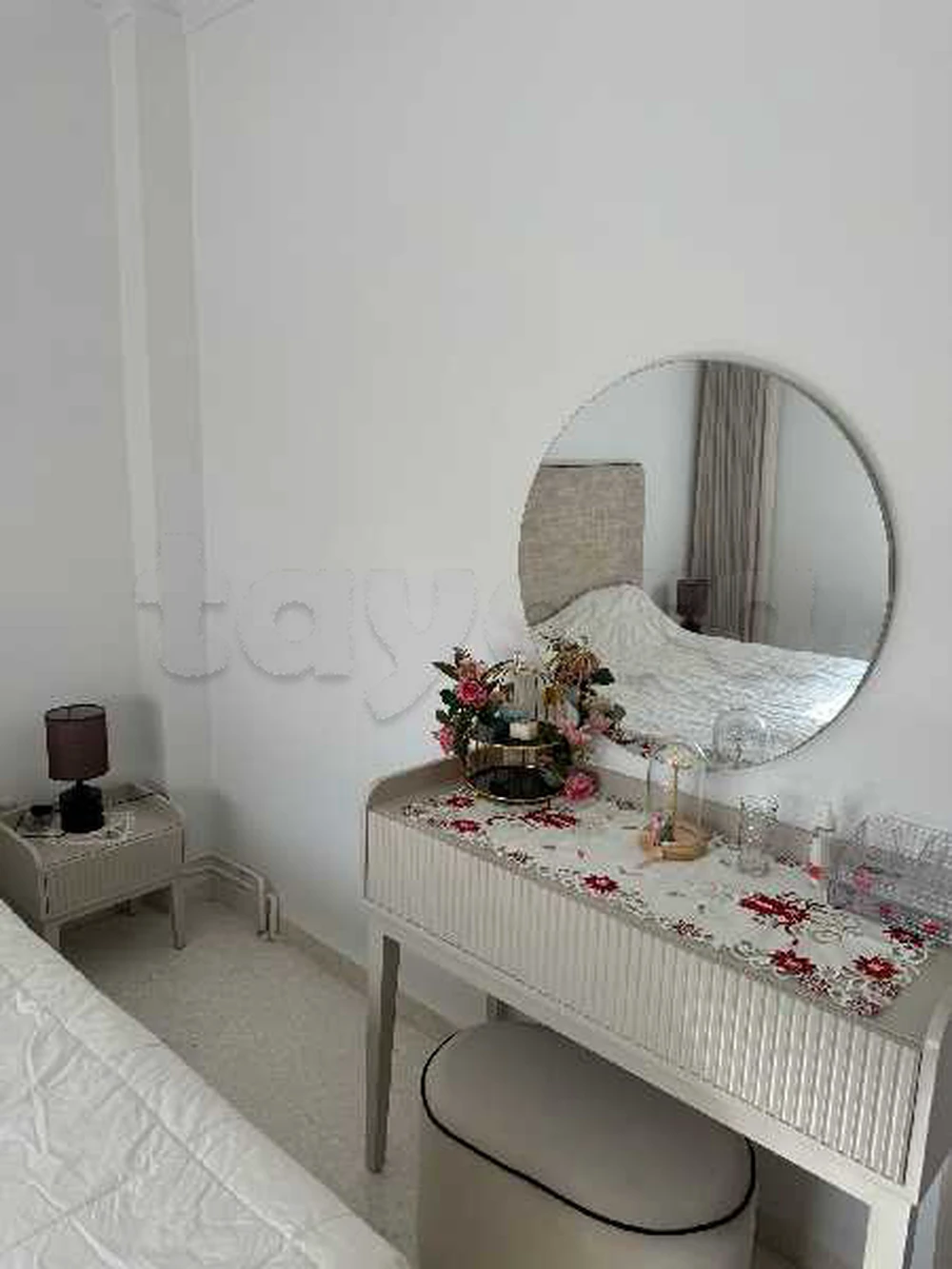 Ariana Ville El Menzah 5 Location Maisons tage de villa s3  meubl situ  menzah 5