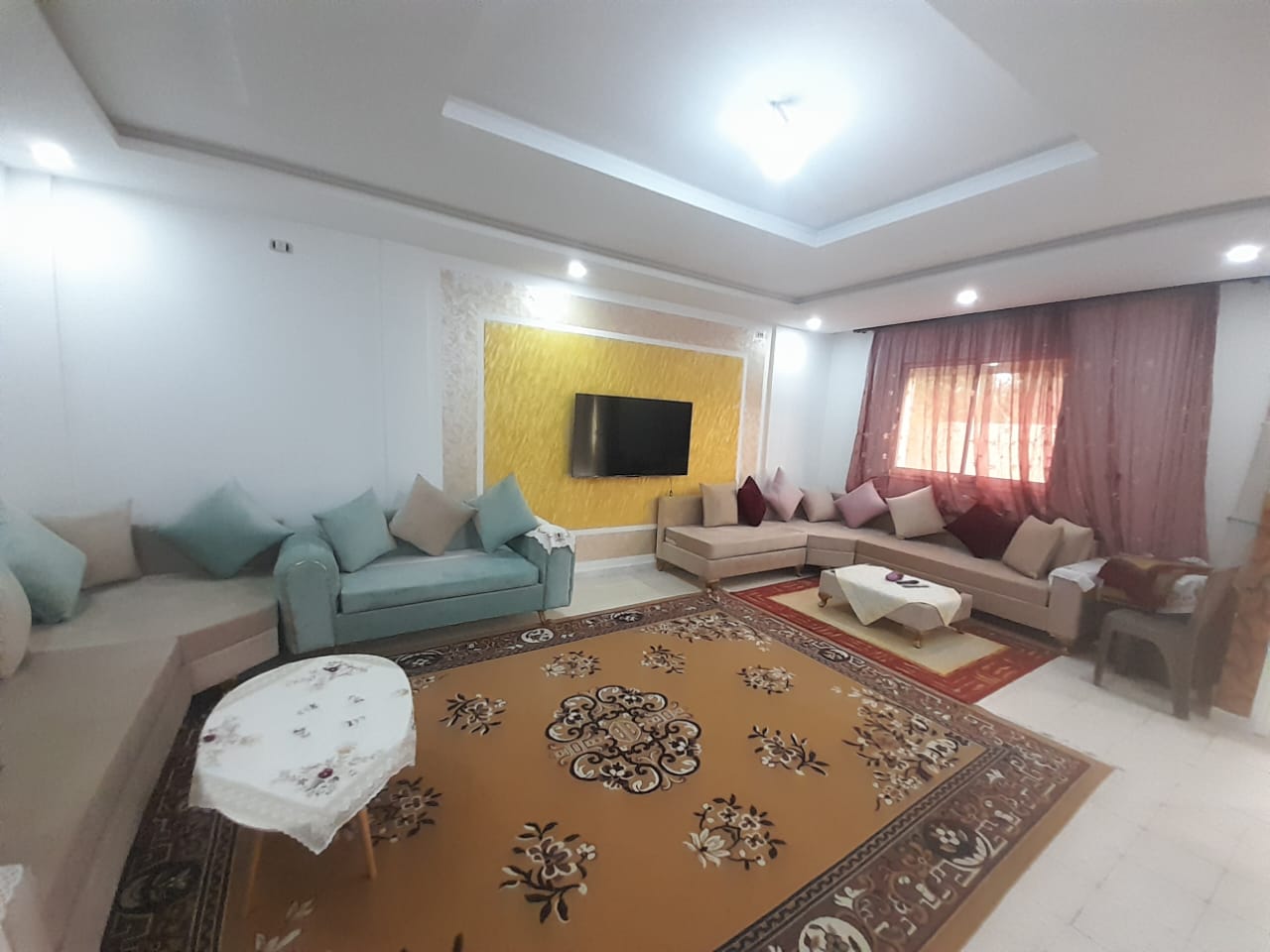 Bou Mhel El Bassatine Bou Mhel Vente Appart. 3 pices Une maison s3 cot vital boumhal