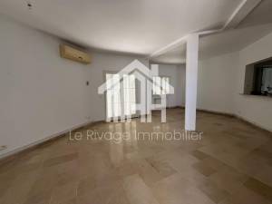 La Marsa Cite Du Stade Location Maisons Un duplex s4 avec jardin ref374a