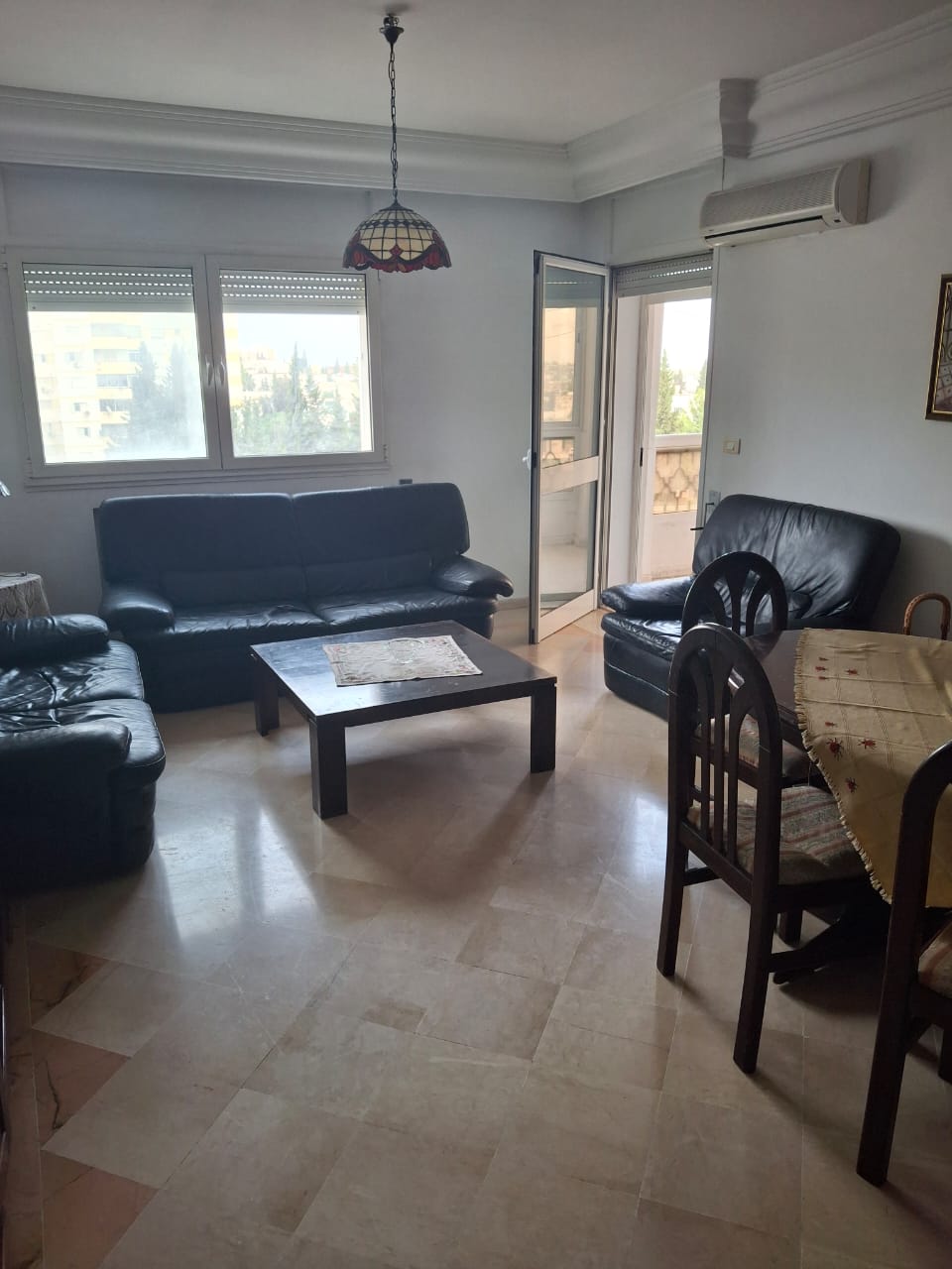 Ariana Ville El Menzah 7 Location Appart. 4 pices Grand appartement meubl