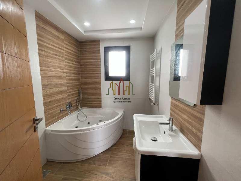 Hammamet Hammamet Vente Appart. 5 pices+ V493 villa vif luxe