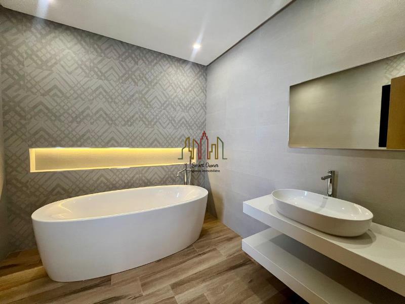 Hammamet Hammamet Vente Appart. 5 pices+ V557 villa brune