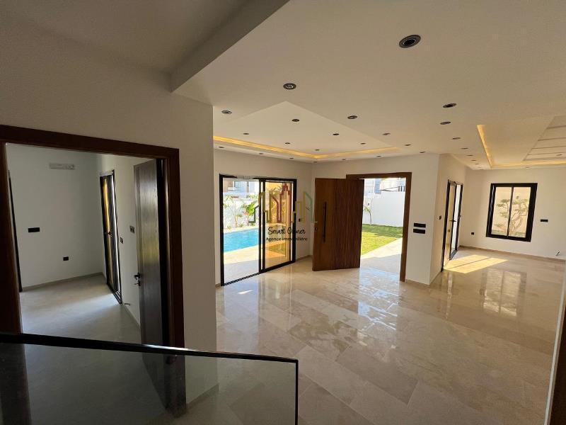 Hammamet Hammamet Vente Appart. 5 pices+ V548 villa caramel
