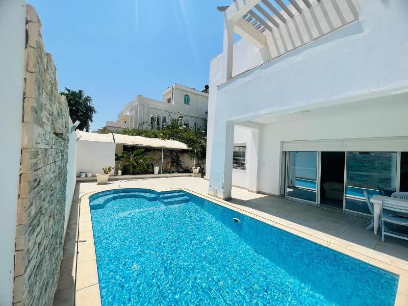 Hammamet Hammamet Location Appart. 5 pices+ L441 villa bloom villa