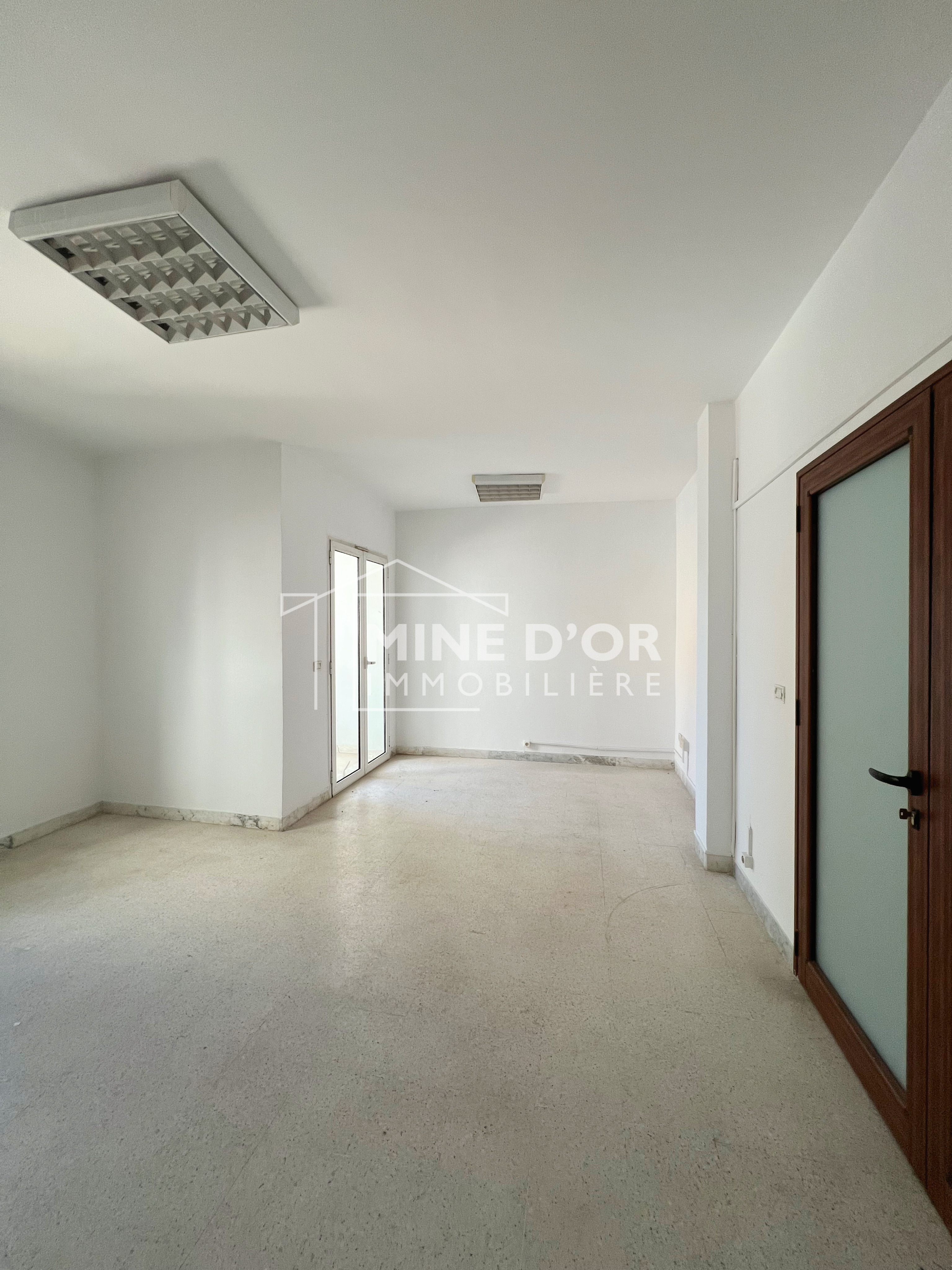 Bab Bhar Montplaisir Bureaux & Commerces Bureau Al bureau h3 a monplaisir