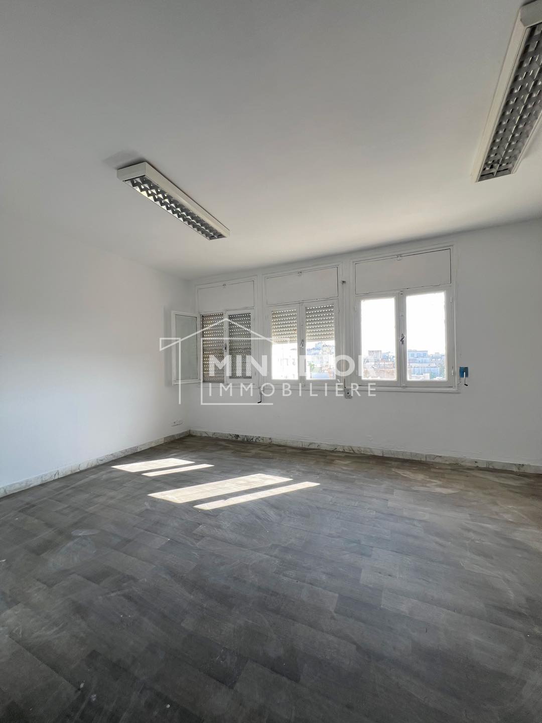 Bab Bhar Montplaisir Bureaux & Commerces Bureau Bureau h4 de bon standing   monplaisir