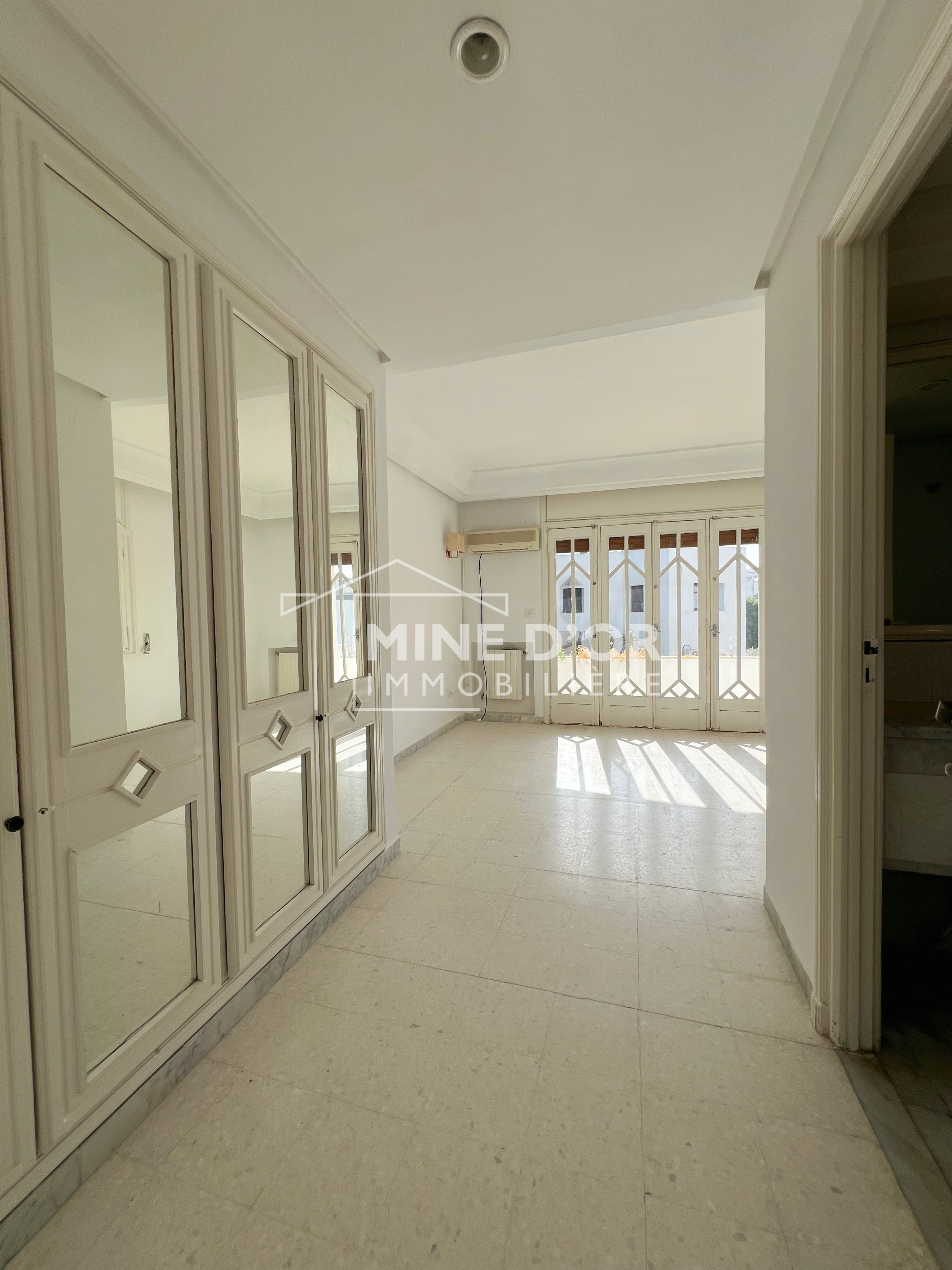El Menzah El Menzah 9 Location Maisons Al villa indpendante et sur 3 niveaux  menzah 9b