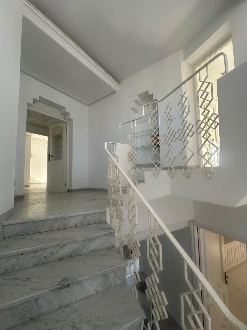 El Menzah El Menzah 9 Location Maisons Une villa de luxe  menzah 9