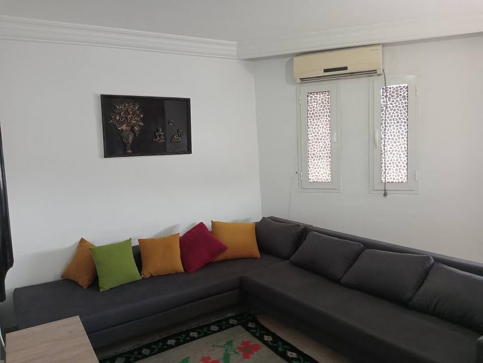 El Menzah El Manar 1 Location Appart. 3 pices Un appartement s2 meubl  manar 1