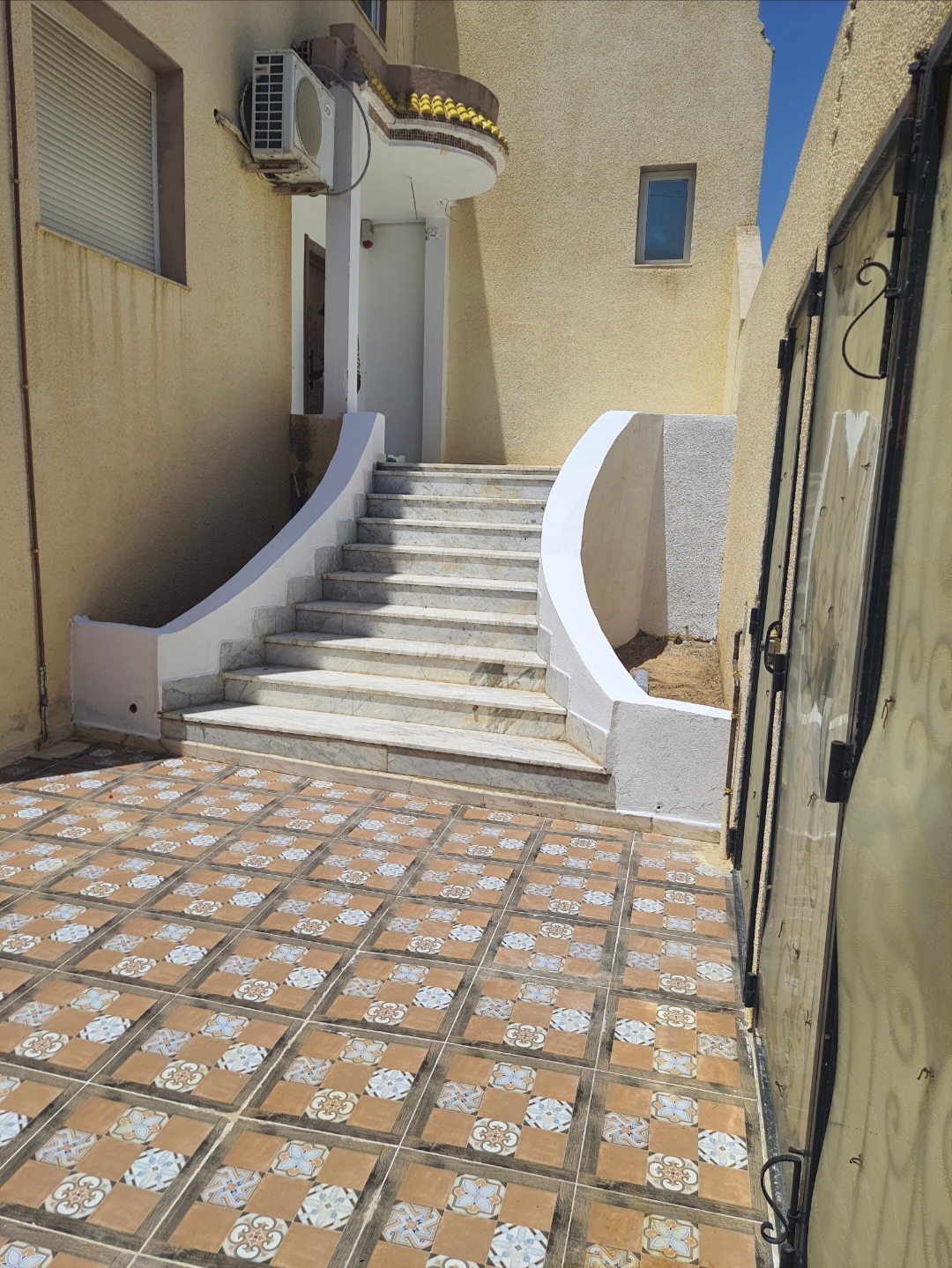 El Omrane Superieur El Omrane Superieur Location Maisons Etage de villa avec garage