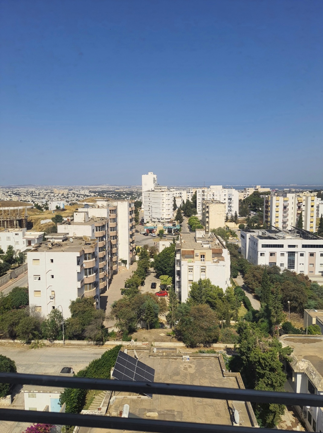 El Menzah El Manar 1 Location Appart. 3 pices Appartement s3 ct monoprix
