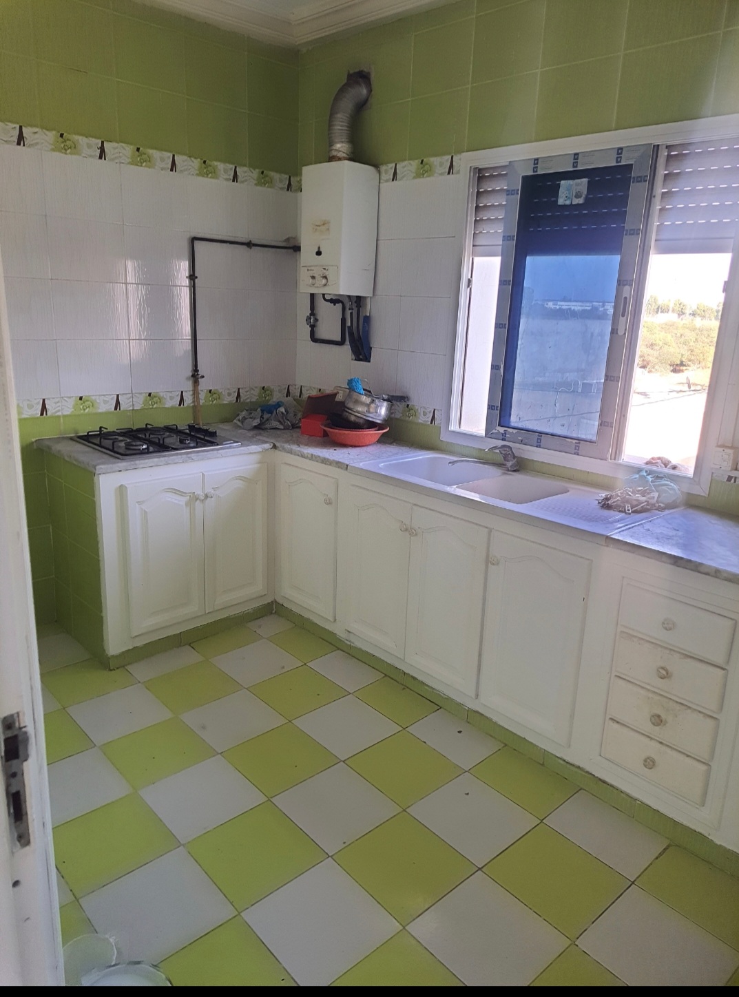 El Menzah El Manar 1 Location Appart. 2 pices Etage de villa ct cole hannibal