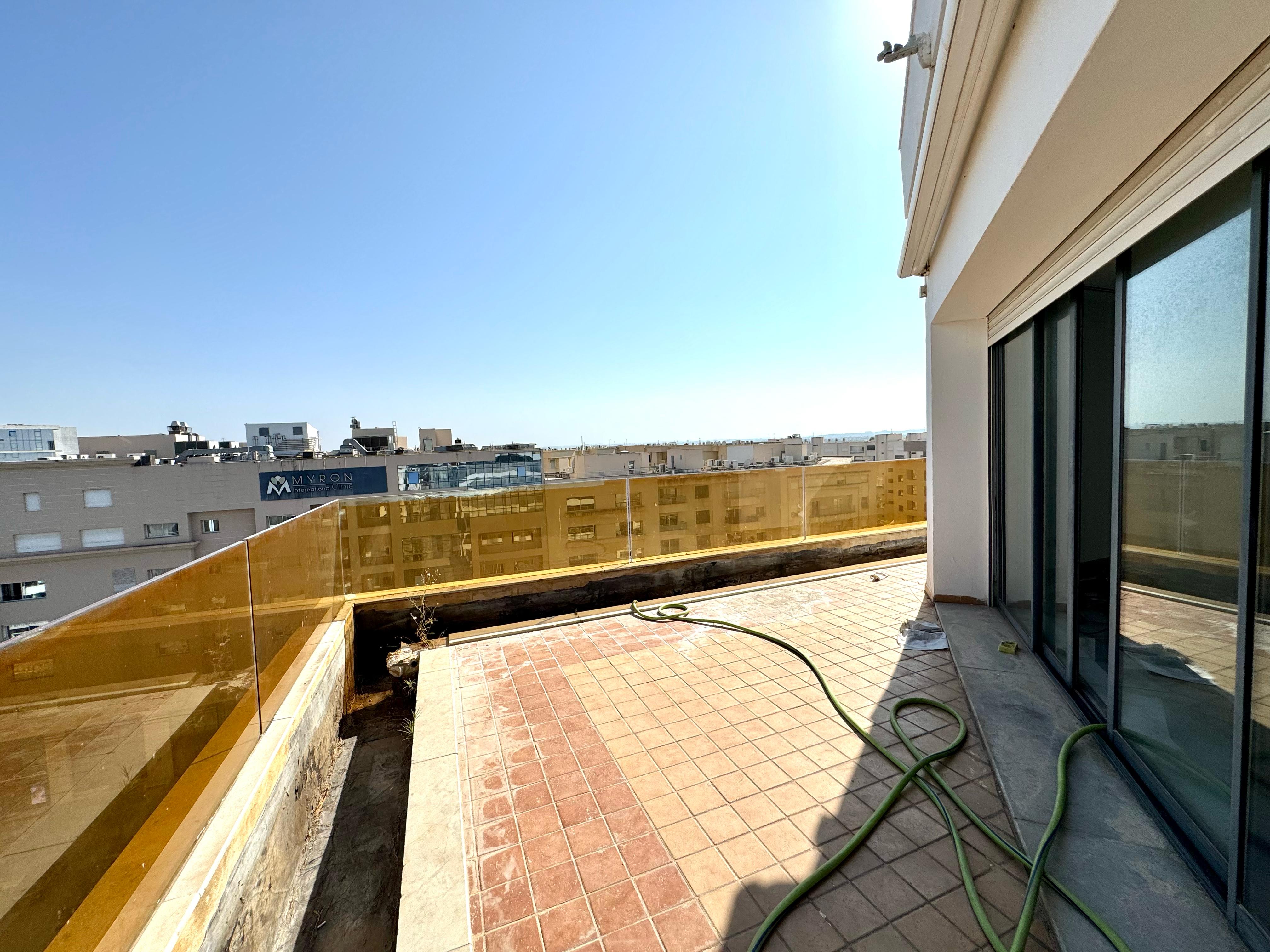La Marsa Berge Du Lac Location Appart. 4 pices Duplex  l au lac 2