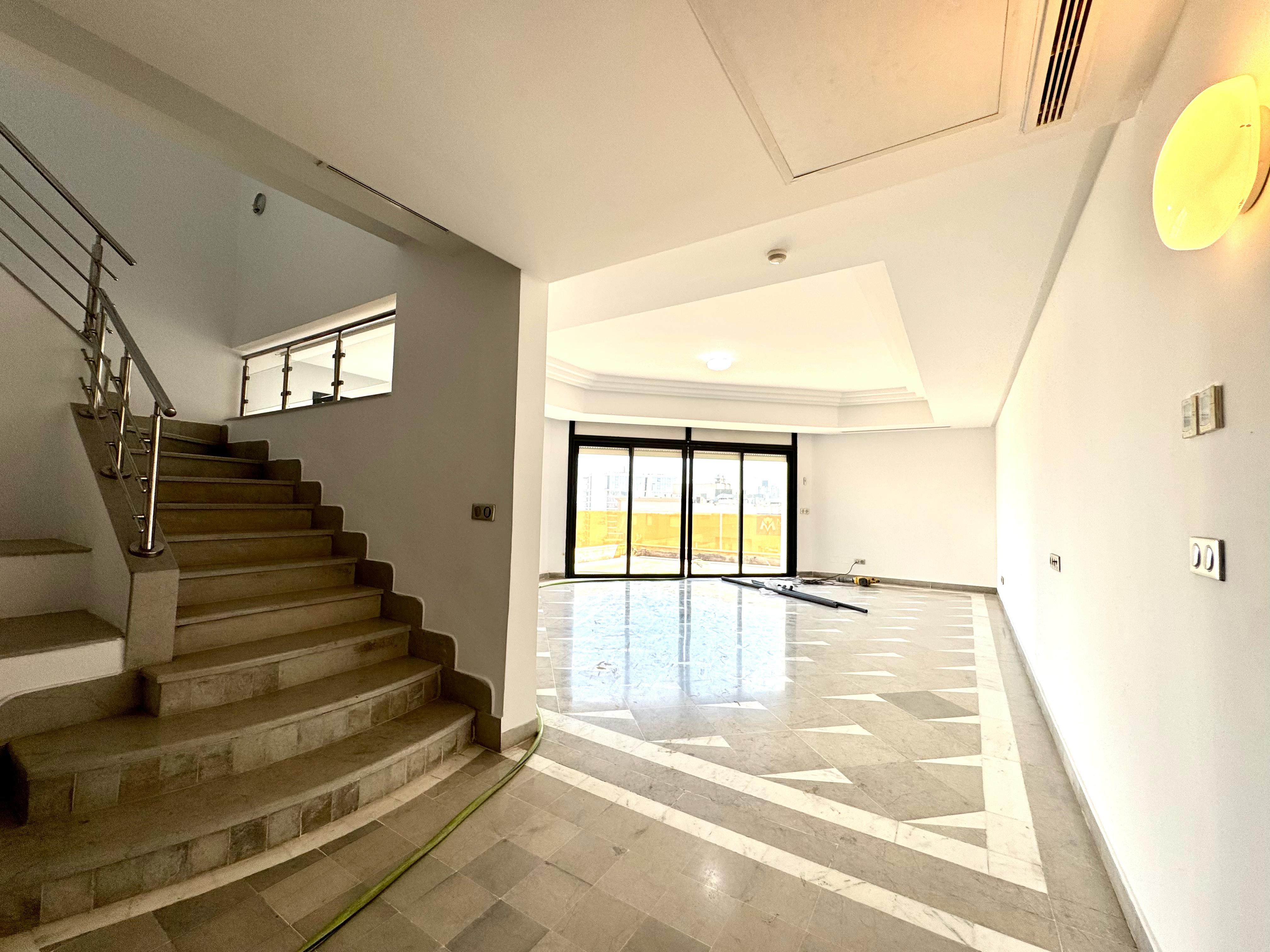 La Marsa Berge Du Lac Location Appart. 4 pices Duplex  l au lac 2