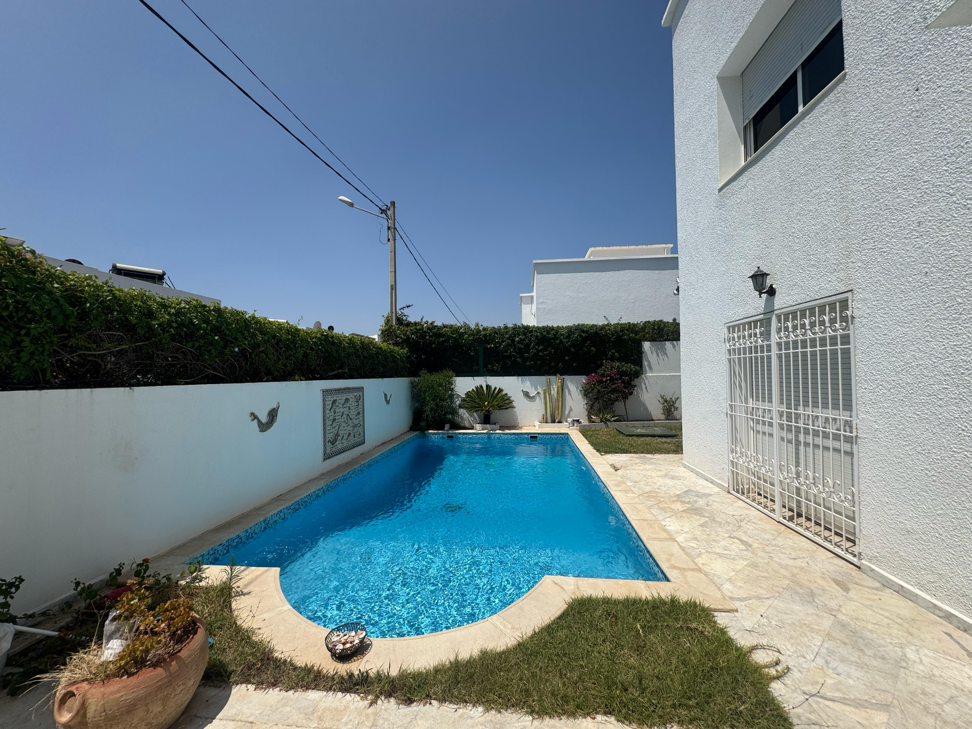 La Marsa Gammart Location Maisons Villa haut standing  gammarth