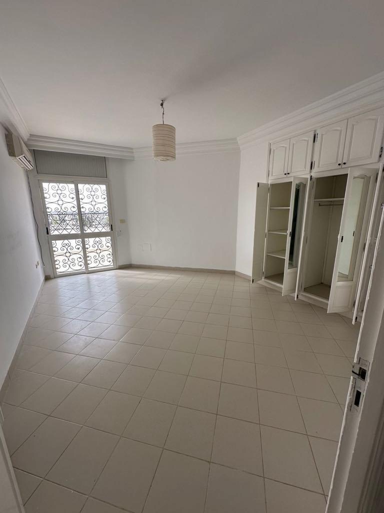 La Marsa Gammart Location Maisons Villa s4 avec jardin  gammarth