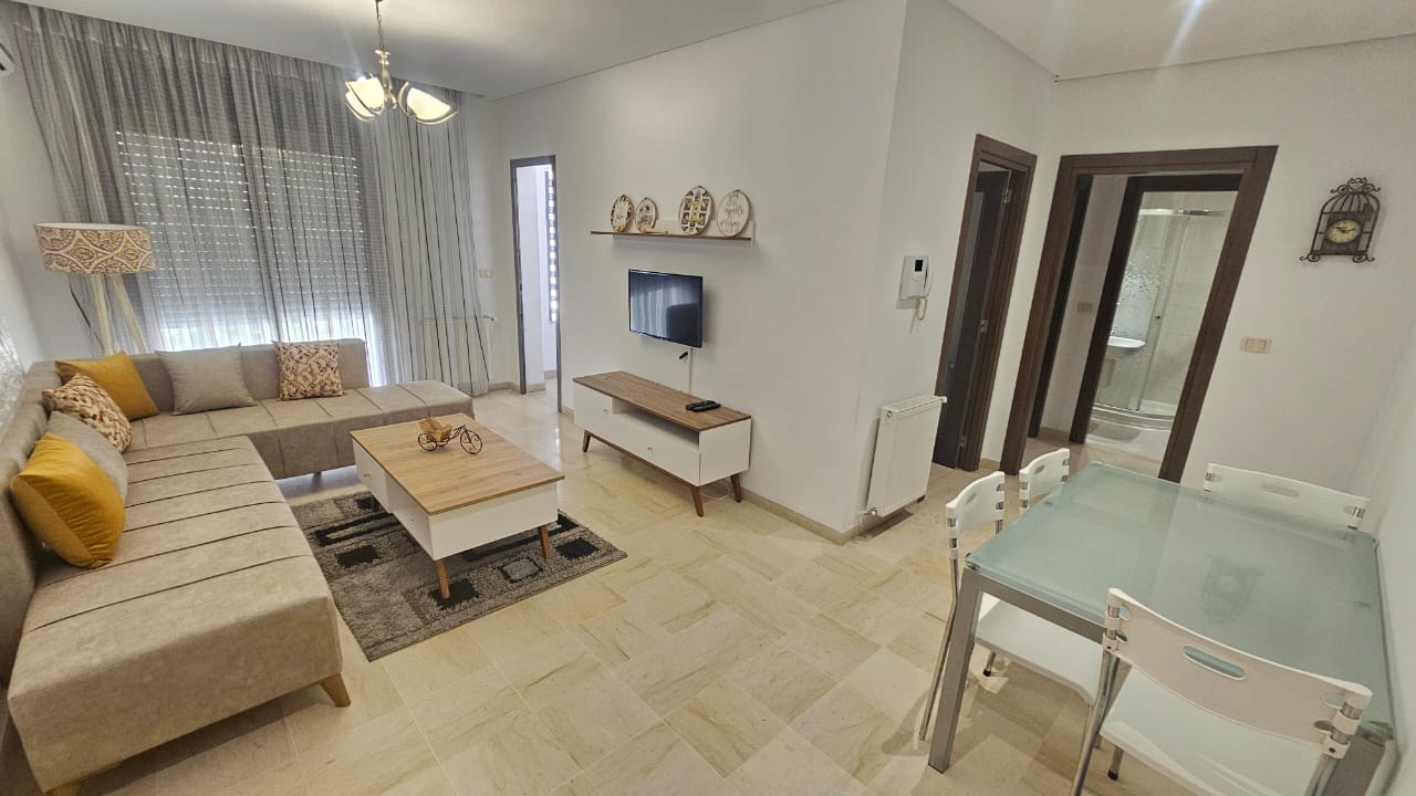 La Marsa El Aouina Location Appart. 2 pices Un s1 richement meubl  cit les palmerais