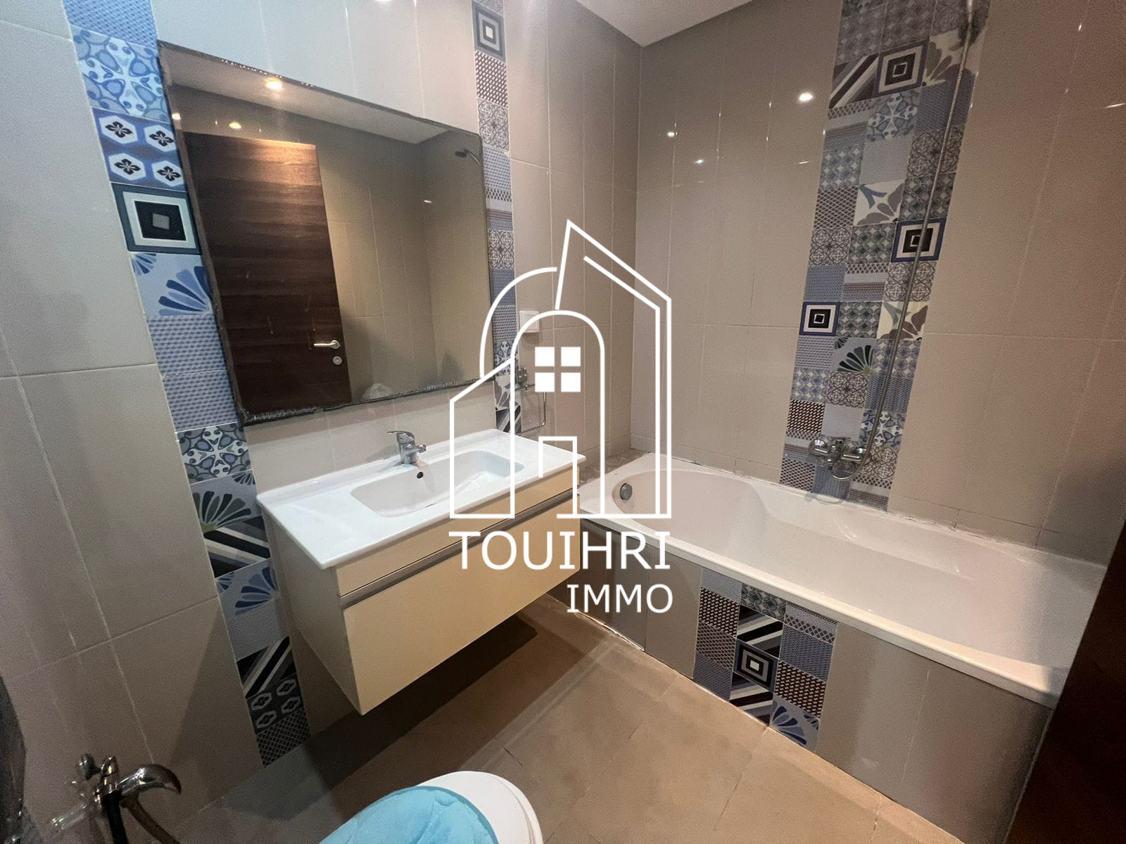 La Soukra Chotrana 1 Location Appart. 3 pices Un appartement s2  a la chotrana 1