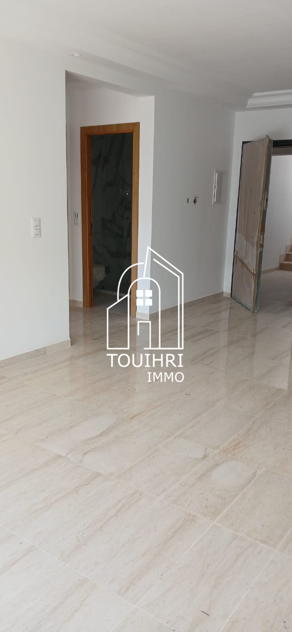 La Soukra La Soukra Location Appart. 3 pices Un appartement  s2 a la soukra