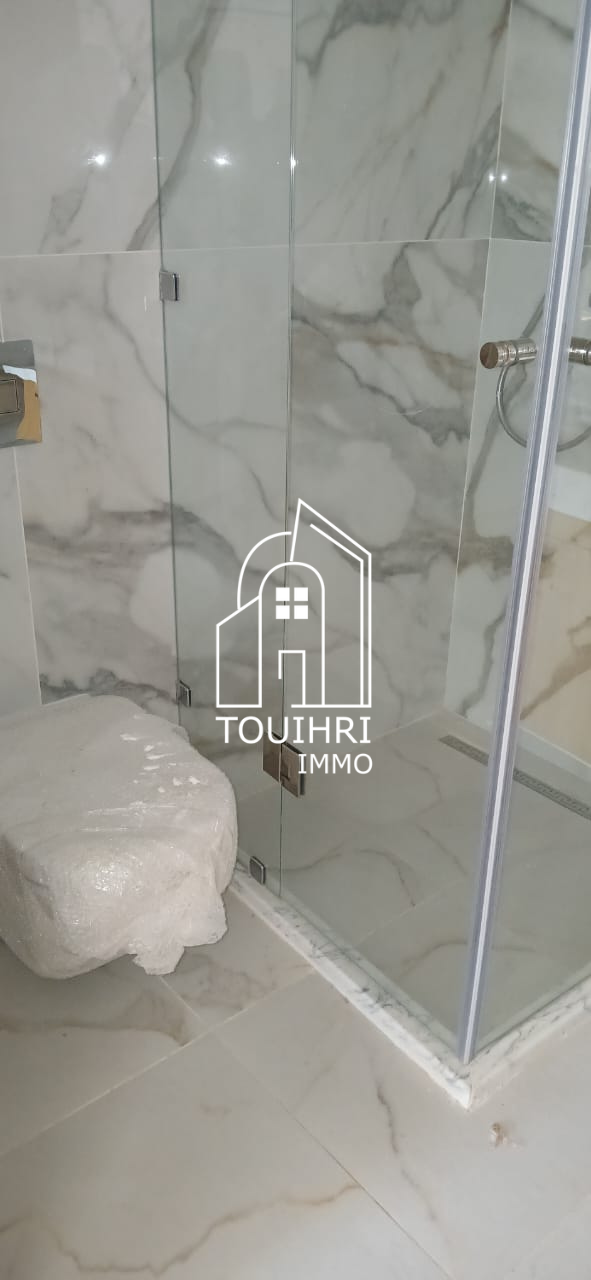 La Soukra La Soukra Location Appart. 3 pices Un appartement  s2 a la soukra