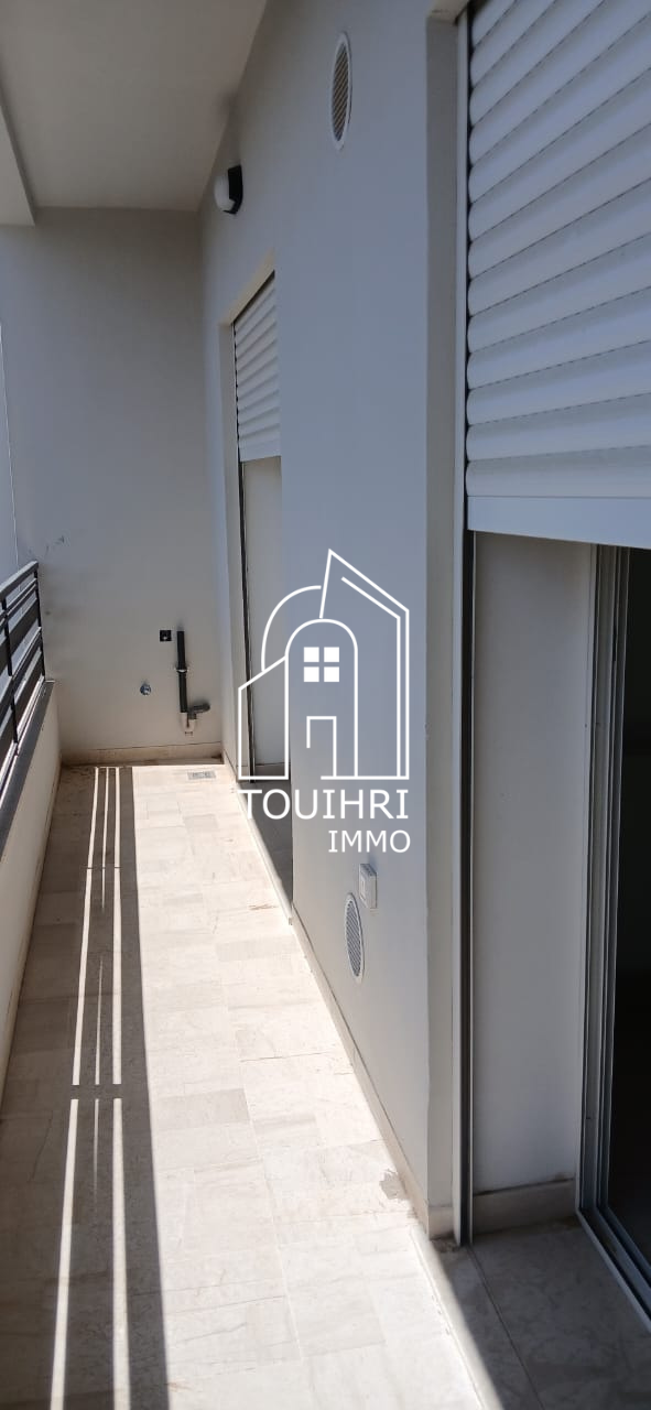 La Soukra La Soukra Location Appart. 3 pices Un appartement  s2 a la soukra