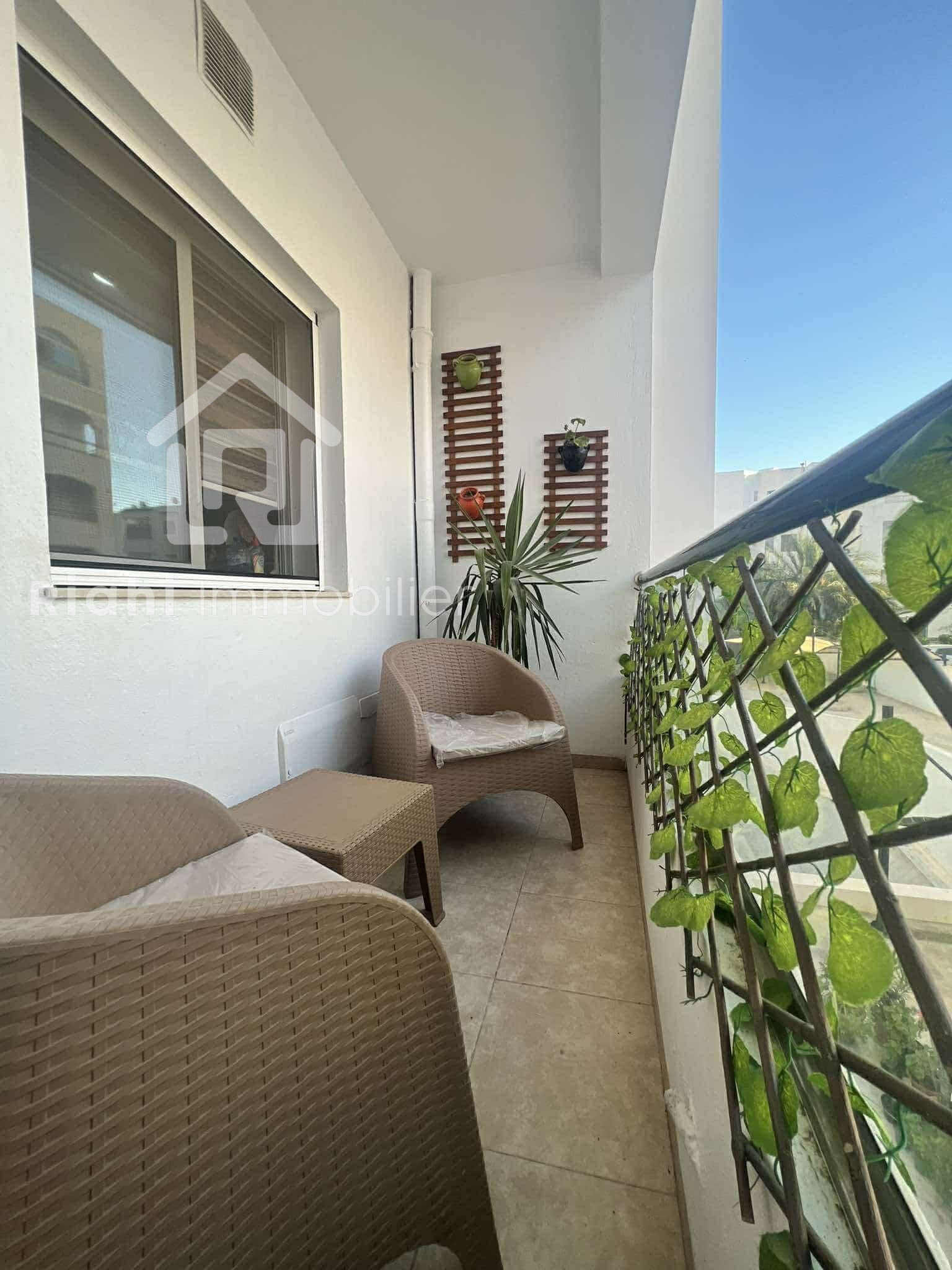 Ezzahra Ezzahra Location Appart. 4 pices Appartement 1re tage