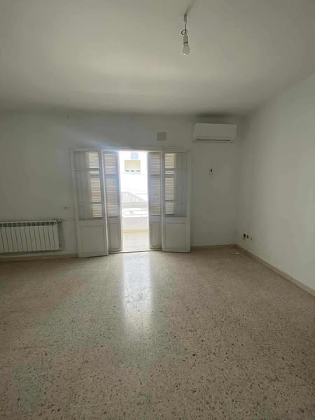 El Menzah El Manar 1 Location Appart. 1 pice S1 manar 1 spacieux