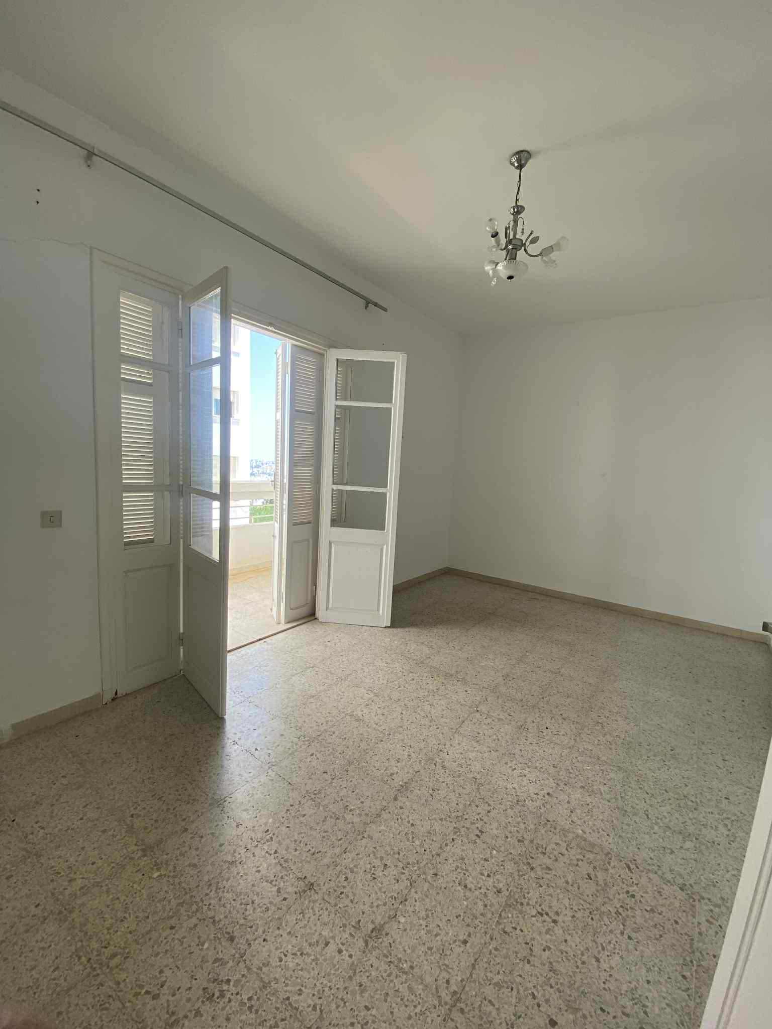 El Menzah El Manar 1 Location Appart. 1 pice S1 manar 1 joli