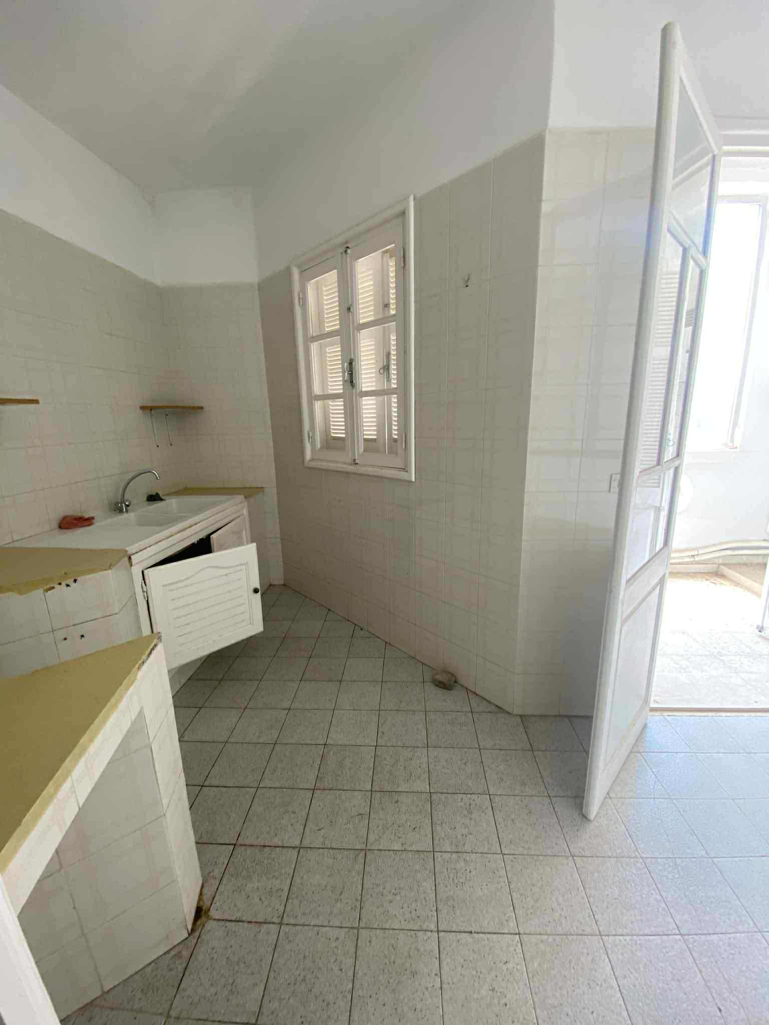 El Menzah El Manar 1 Location Appart. 1 pice S1 manar 1 joli