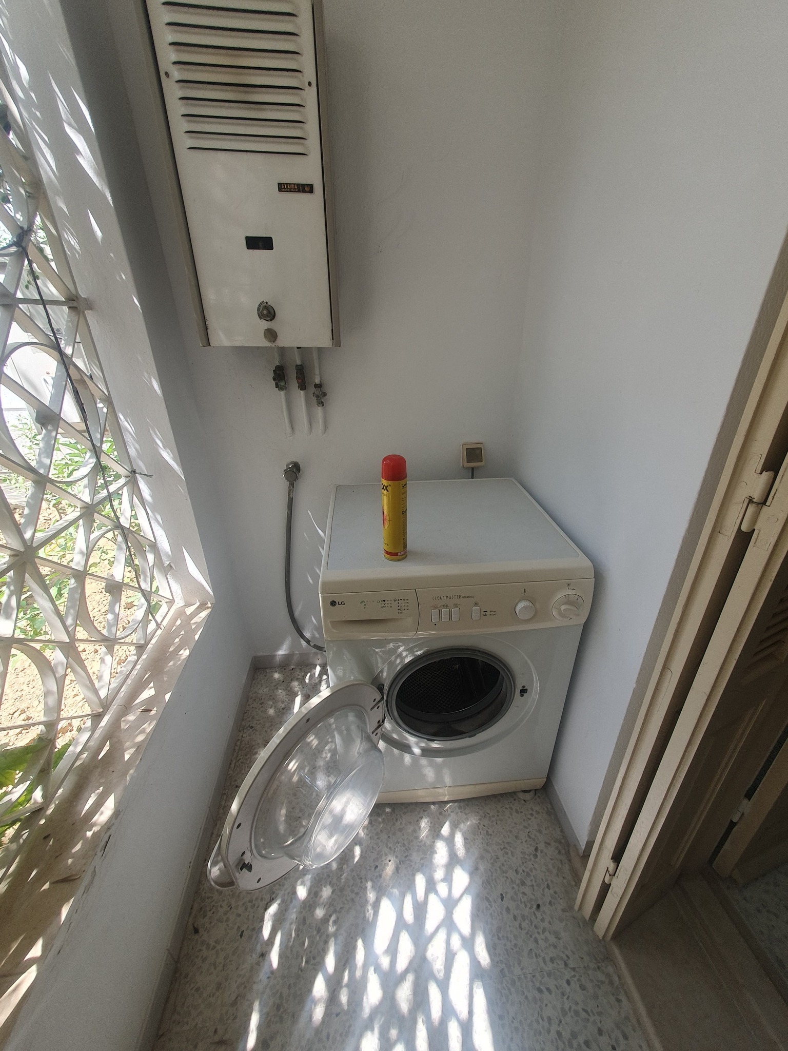 El Menzah El Manar 1 Location Appart. 1 pice S0 manar 1 700d