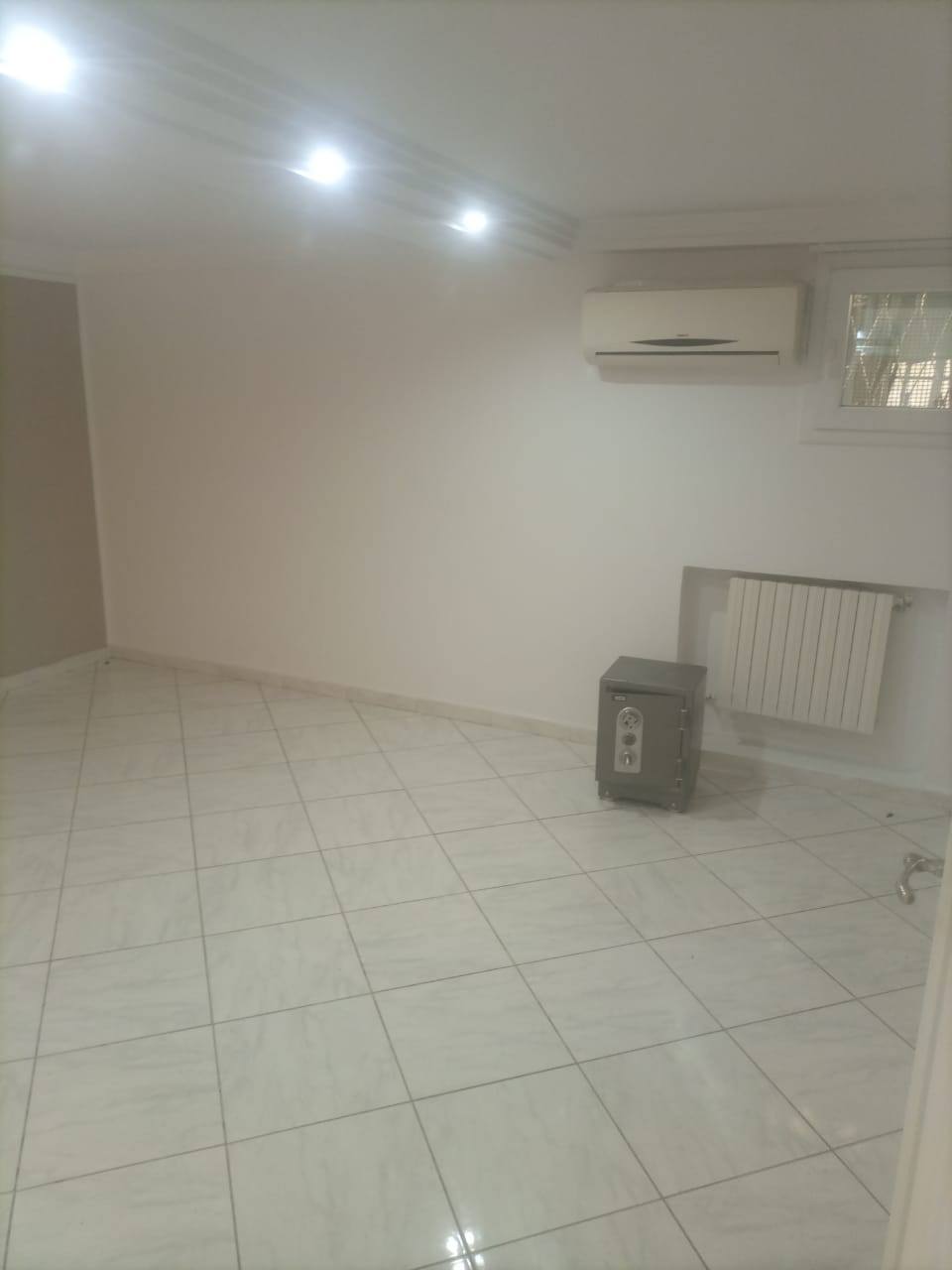 El Menzah El Menzah 9 Location Appart. 3 pices Etage de villa s3 r2f 72