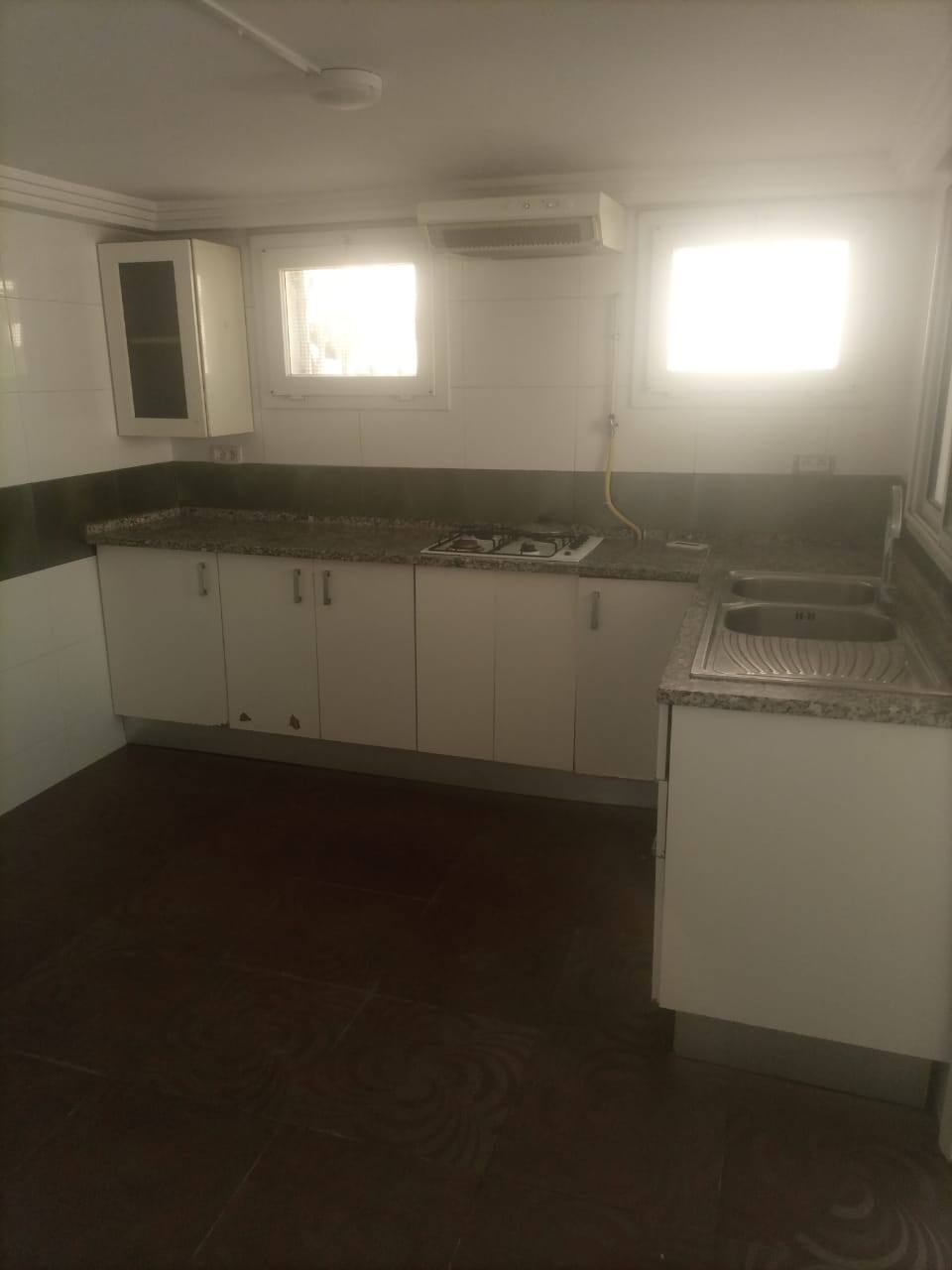 El Menzah El Menzah 9 Location Appart. 3 pices Etage de villa s3 r2f 72