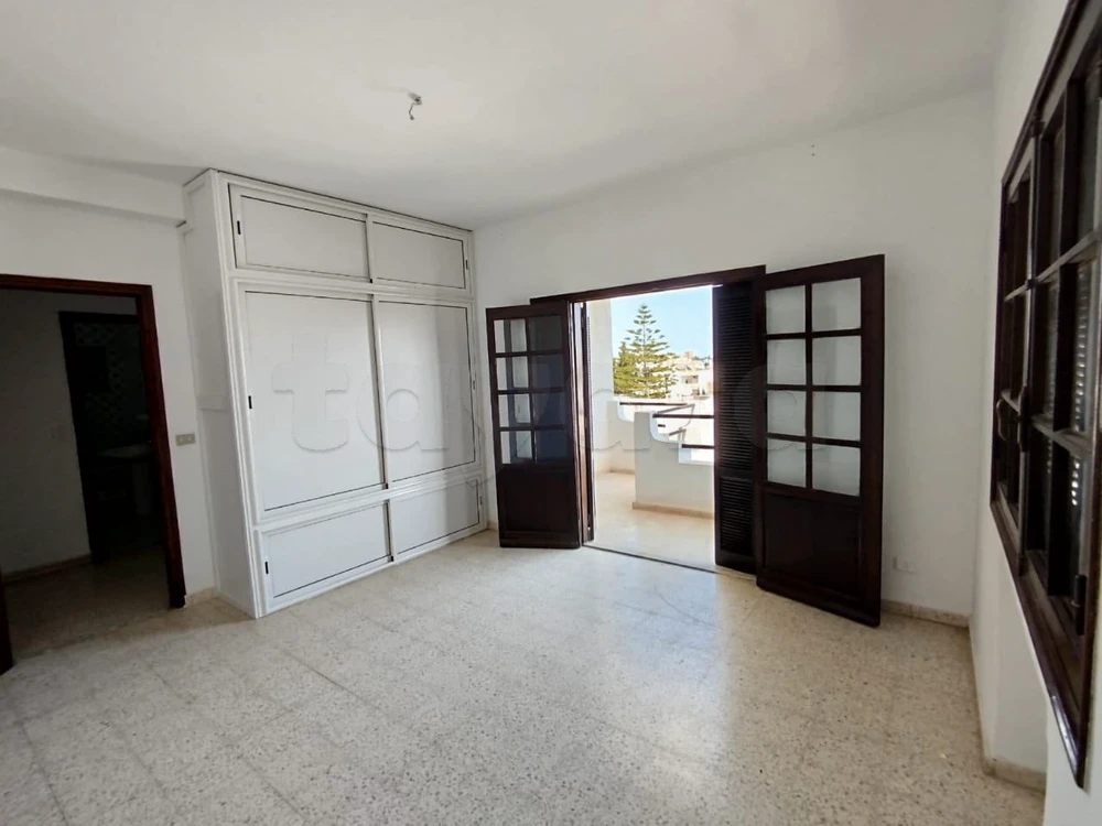 El Menzah El Menzah 9 Location Appart. 2 pices tage de villa s2 rf 74