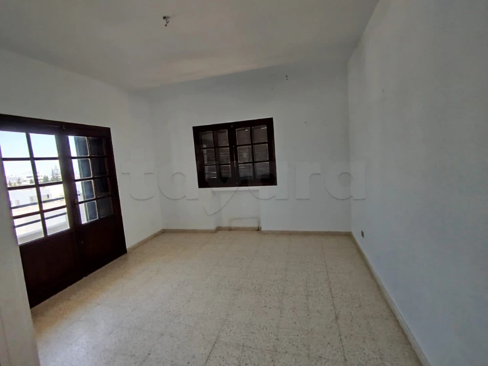 El Menzah El Menzah 9 Location Appart. 2 pices tage de villa s2 rf 74