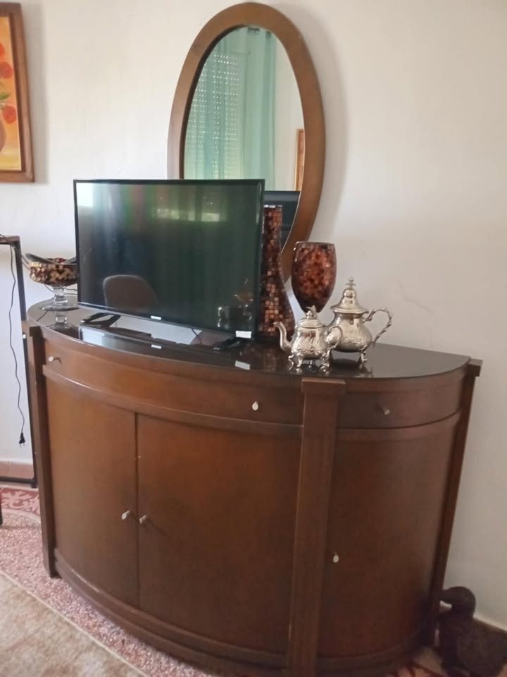 El Ouerdia El Ouerdia Salon - Salle  manger  Buffets En trs bon tat