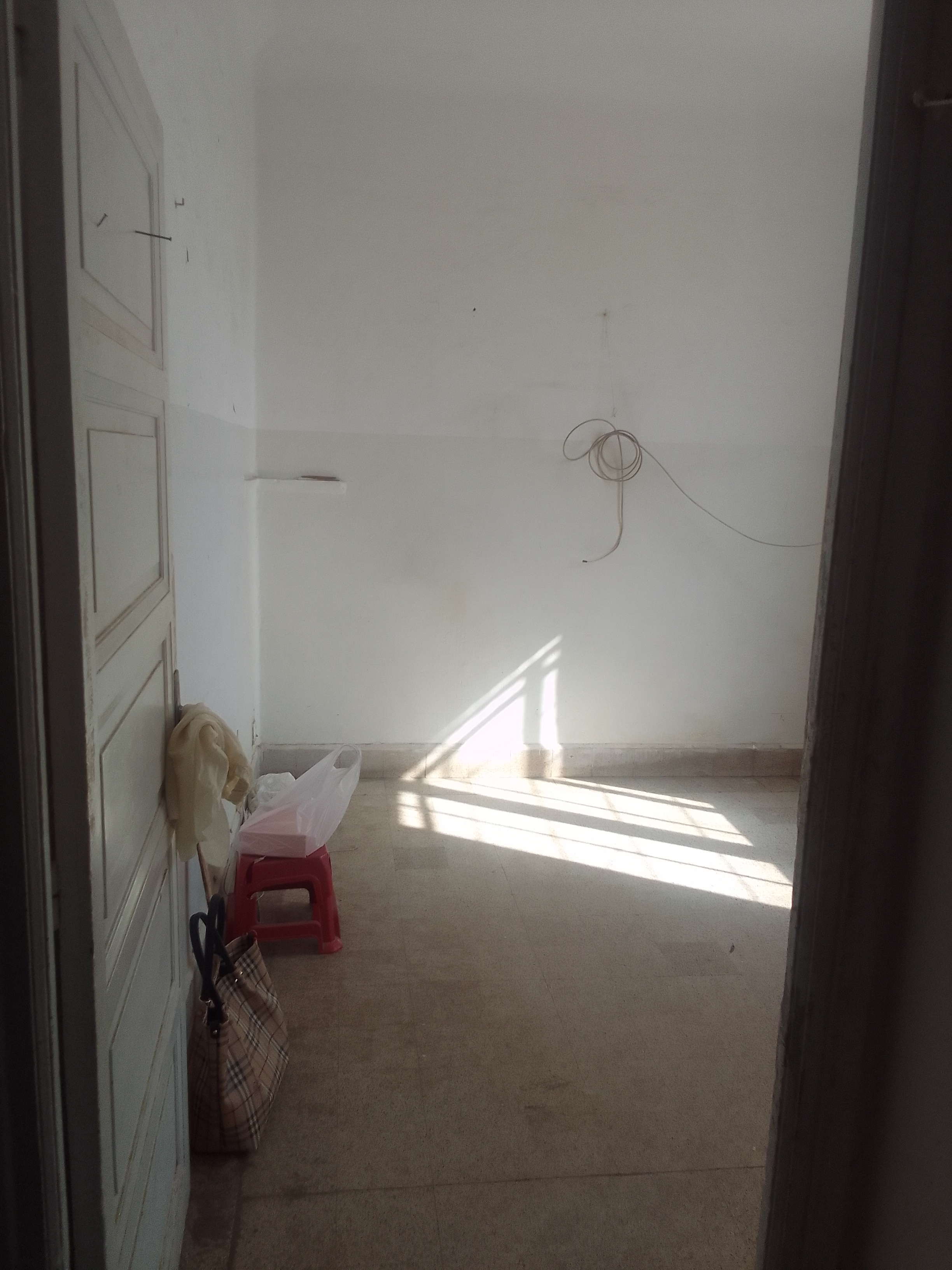 Sfax Ville Sfax Vente Appart. 2 pices Petit appartement au centre ville 4eme tage