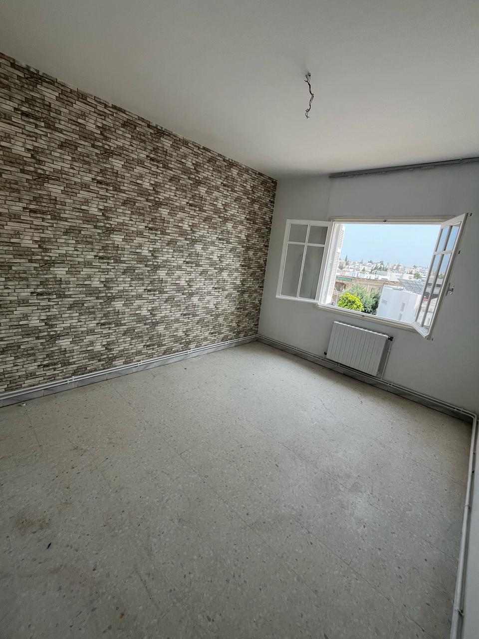 Ariana Ville Cite Ennasr 1 Location Appart. 3 pices Appartement s3  ennasr 1