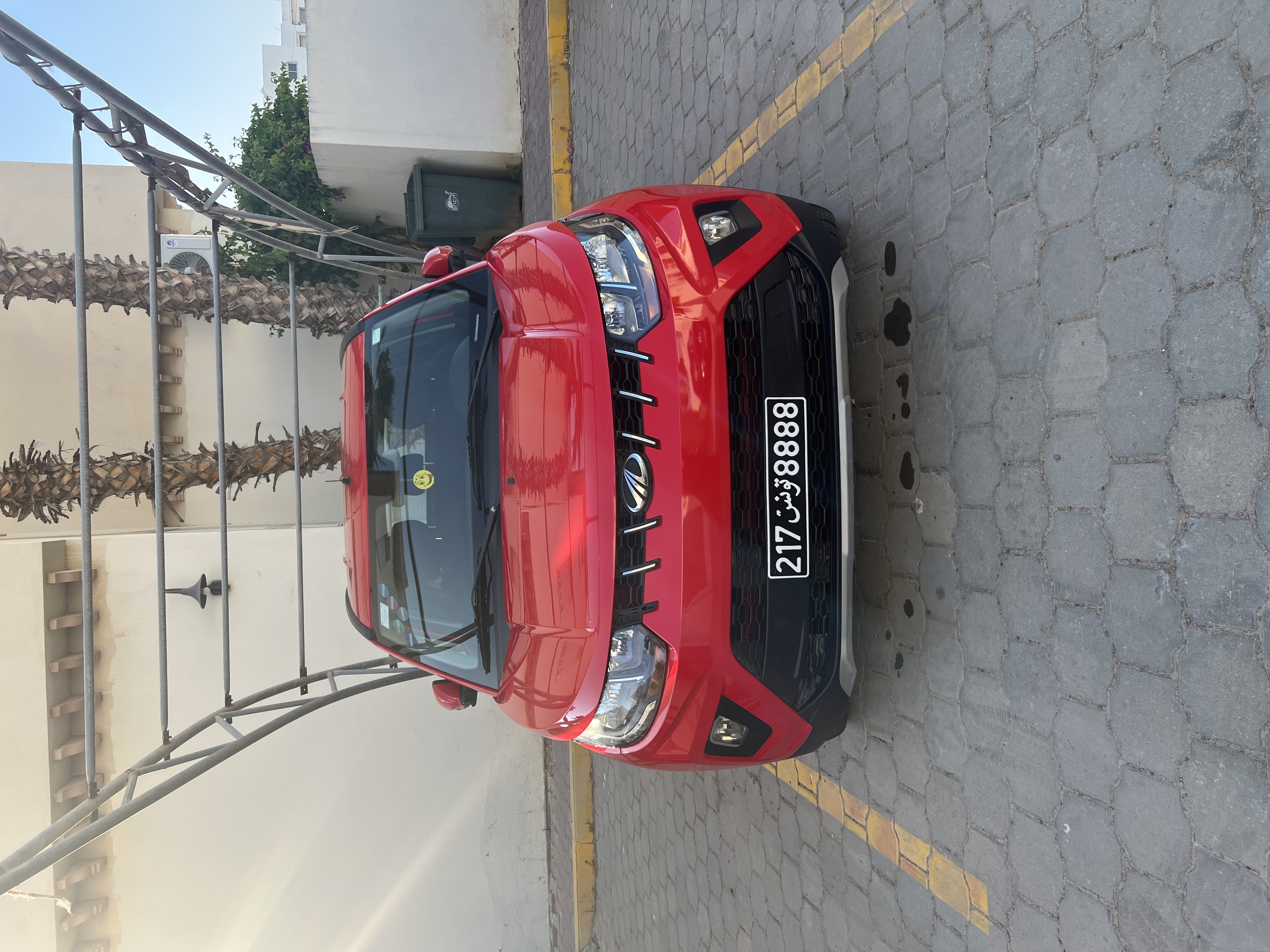 La Soukra La Soukra Mahindra Autre Modle Mahindra kuv 100 k8
