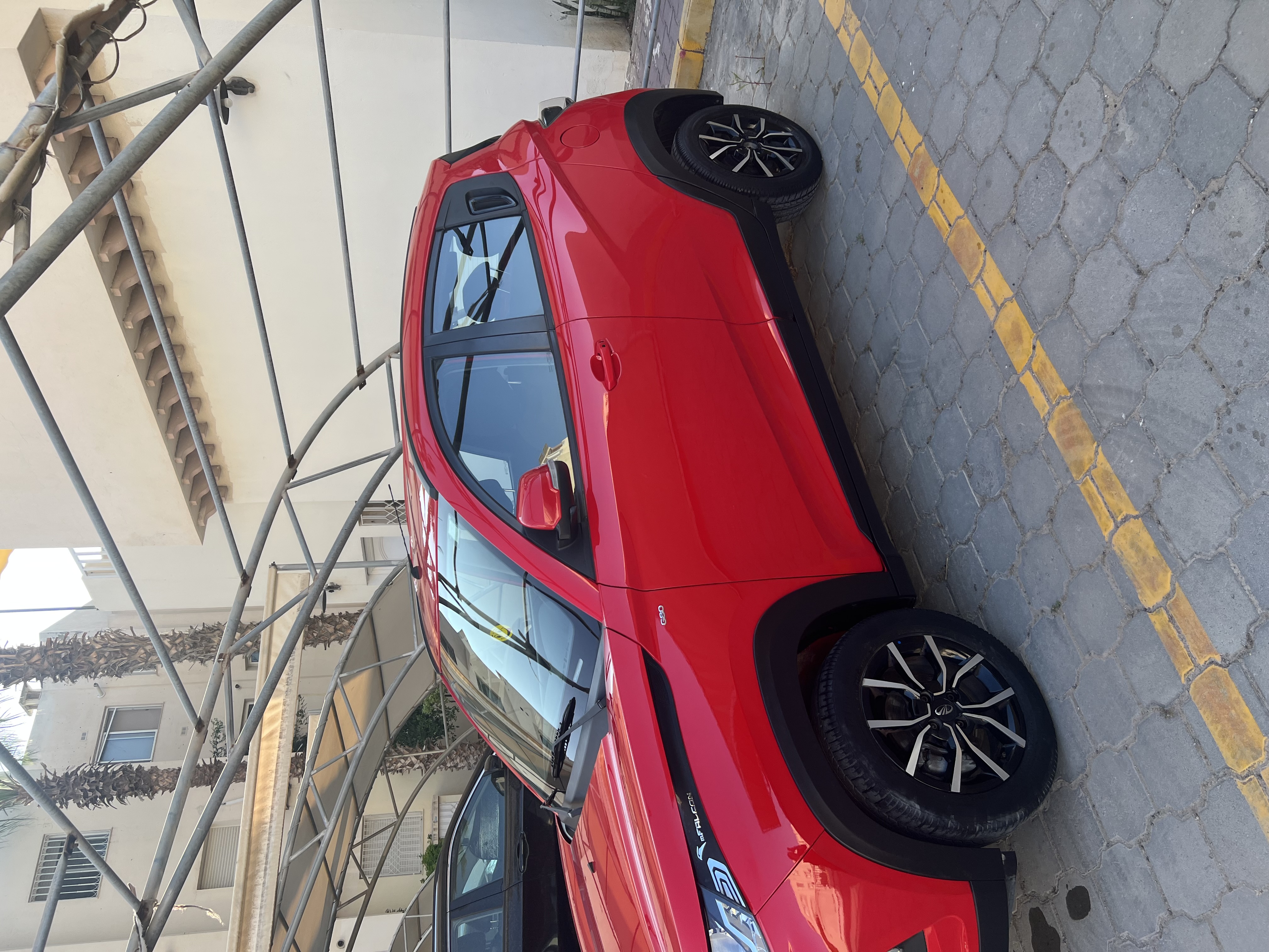 La Soukra La Soukra Mahindra Autre Modle Mahindra kuv 100 k8